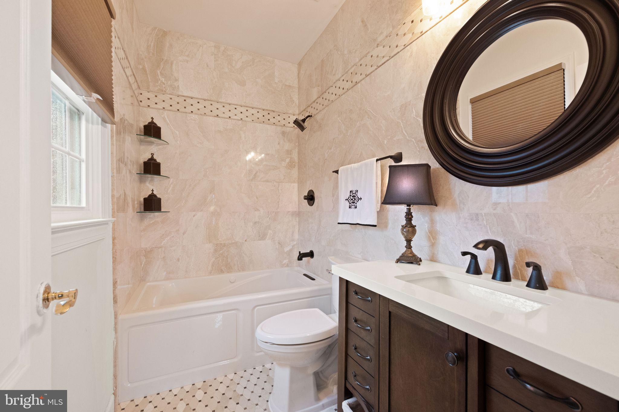 RIVER CREEK - Residential