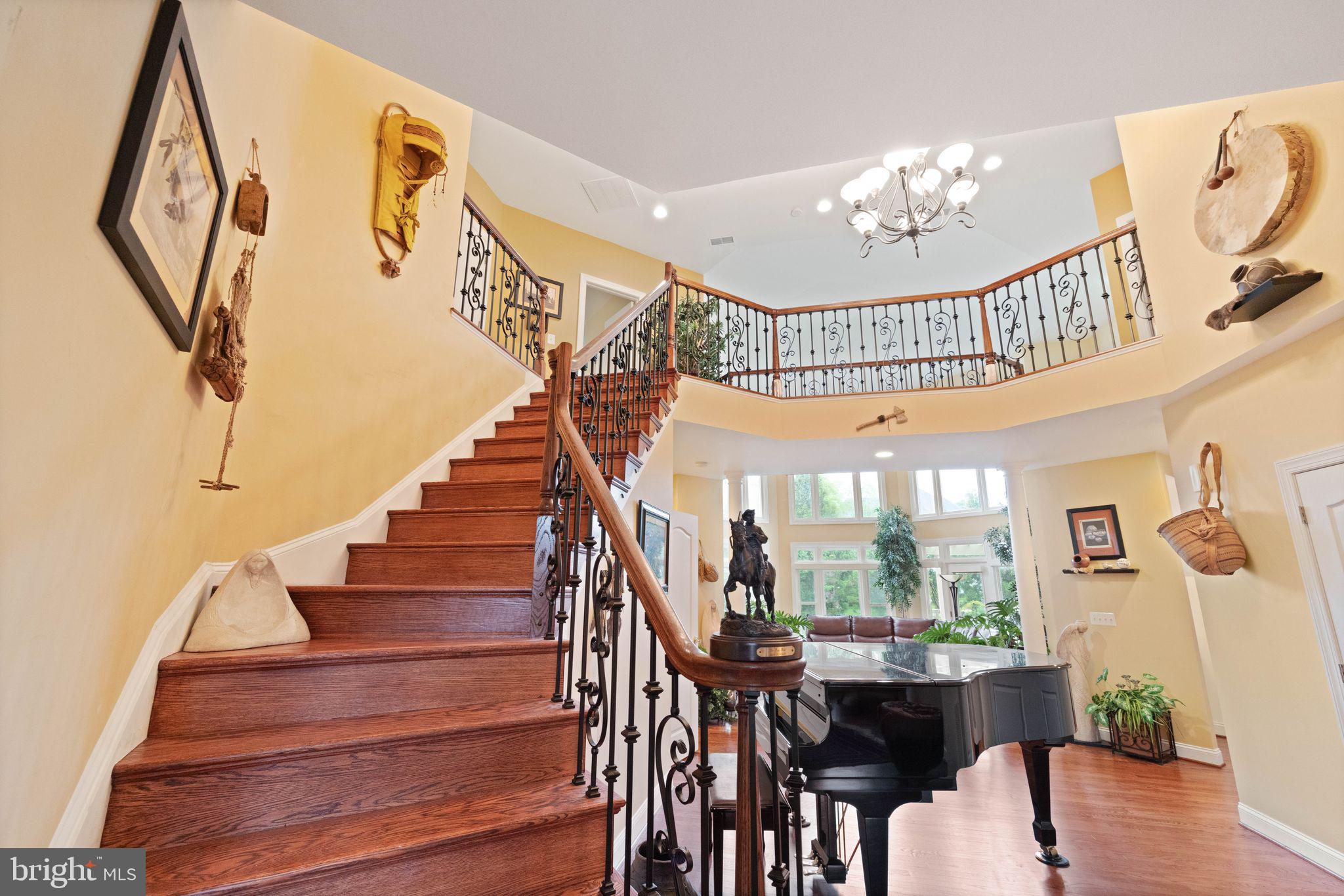 RIVER CREEK - Residential