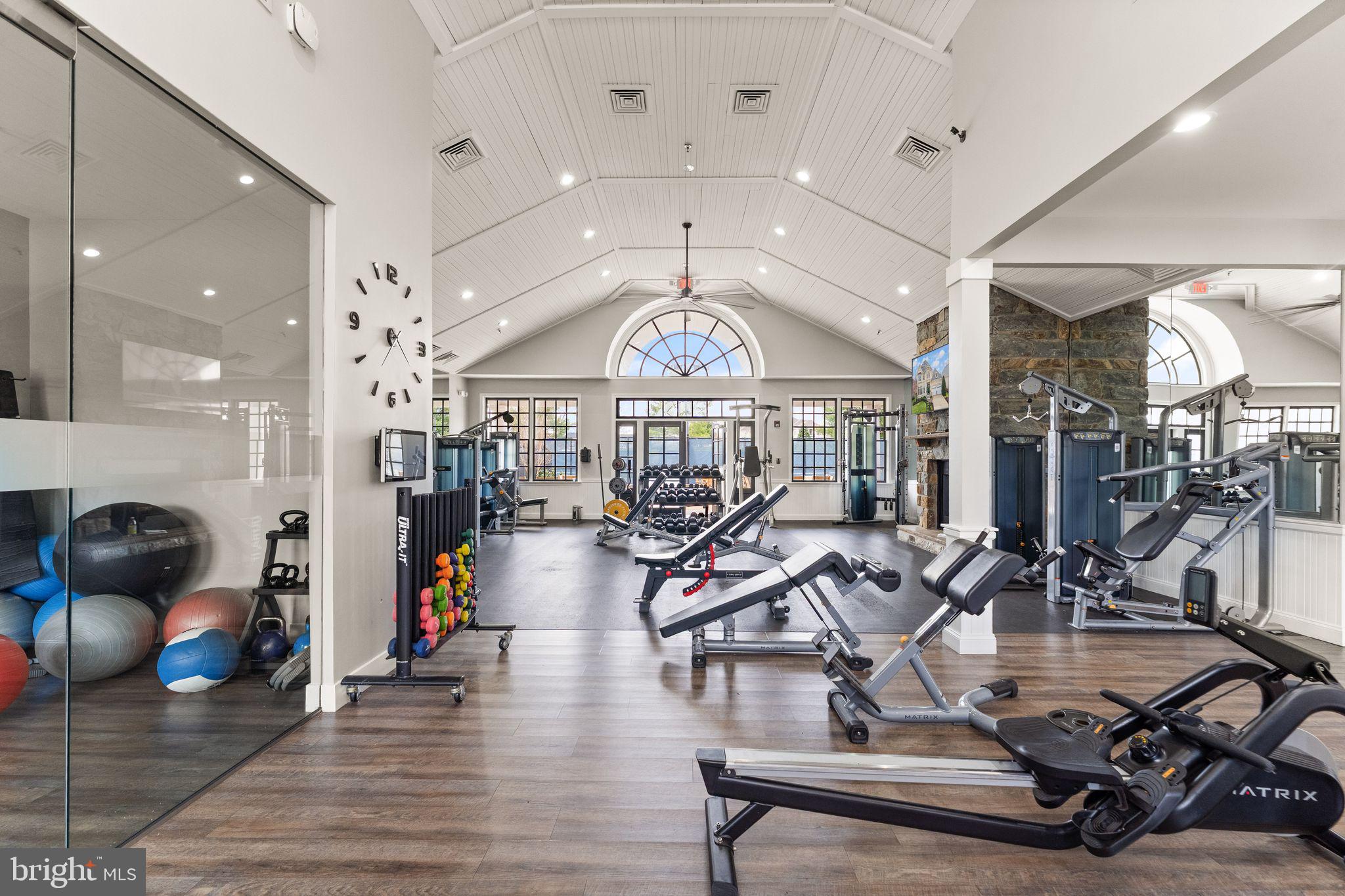 RIVER CREEK - Residential