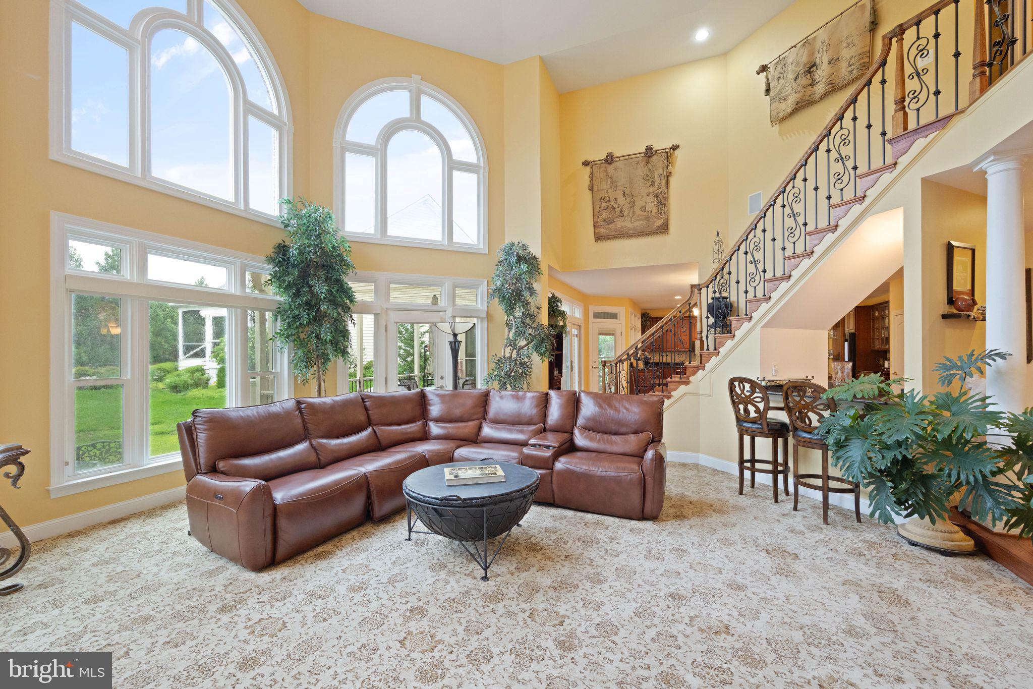 RIVER CREEK - Residential