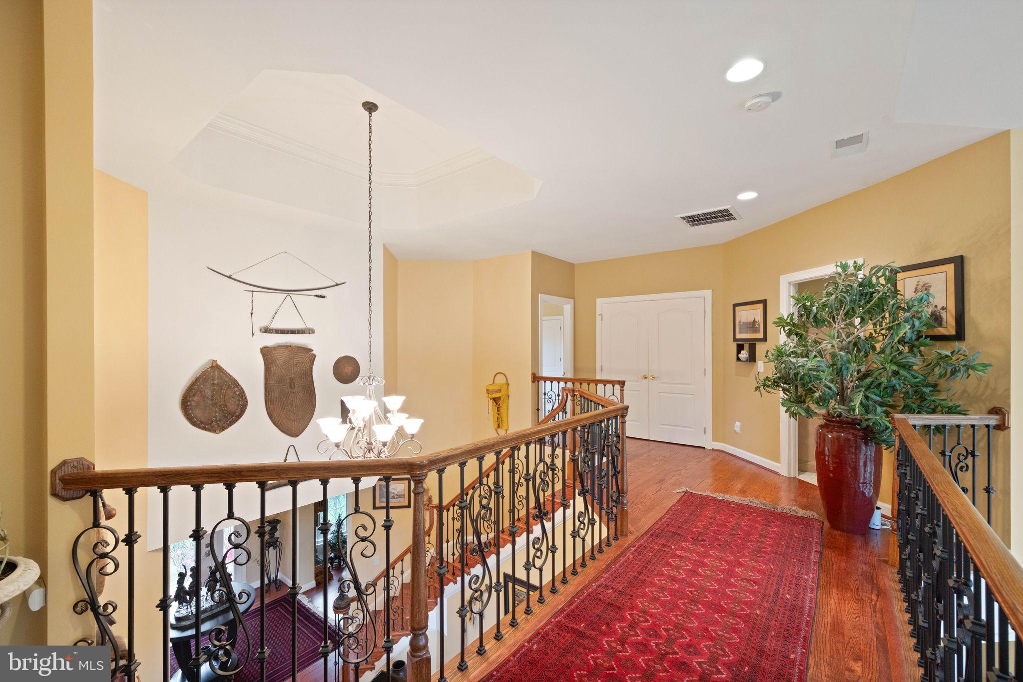 RIVER CREEK - Residential