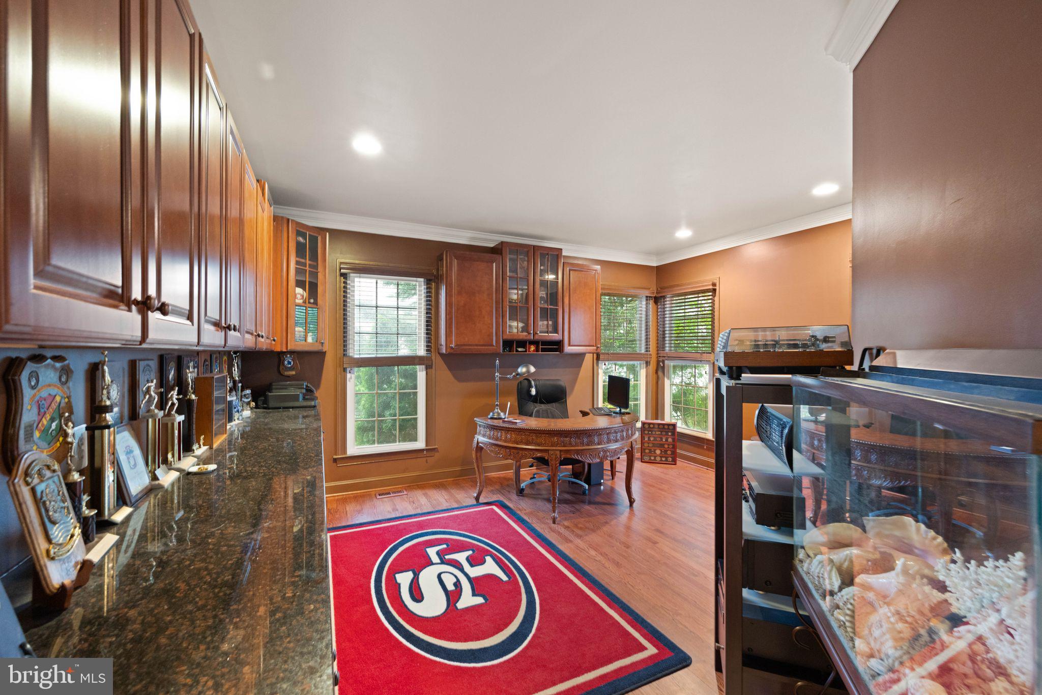 RIVER CREEK - Residential