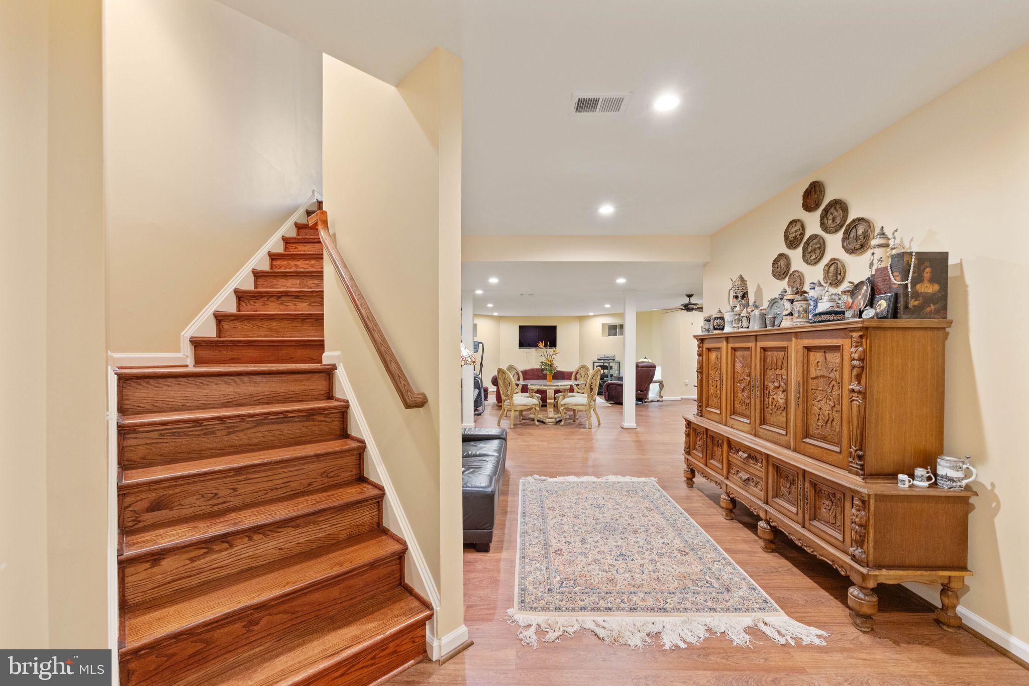 RIVER CREEK - Residential