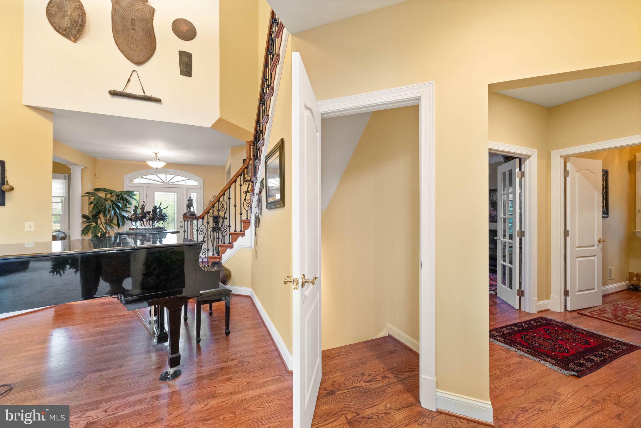 RIVER CREEK - Residential