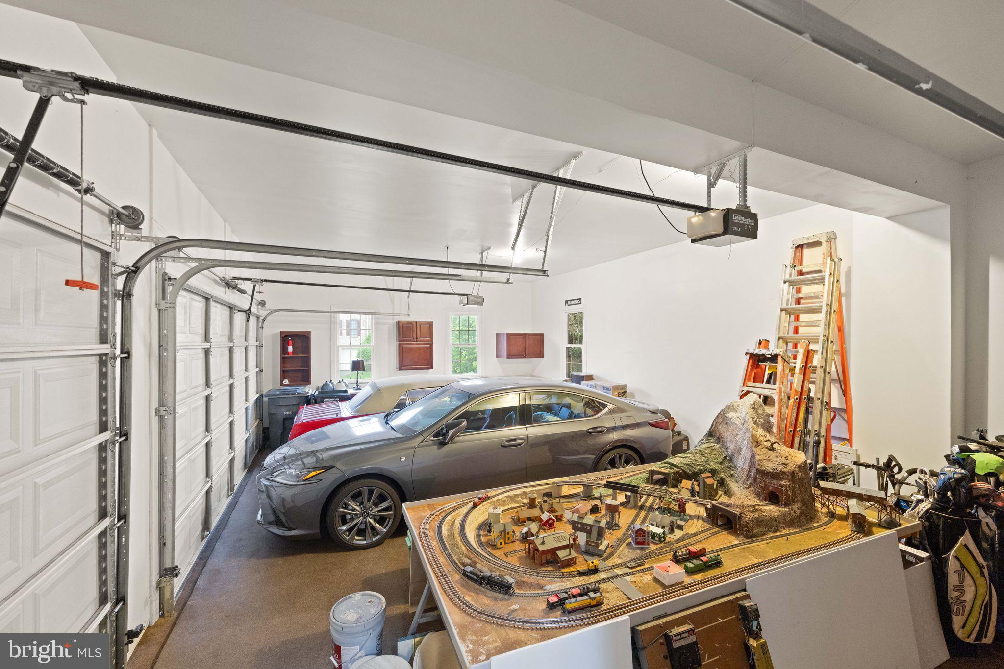 RIVER CREEK - Residential