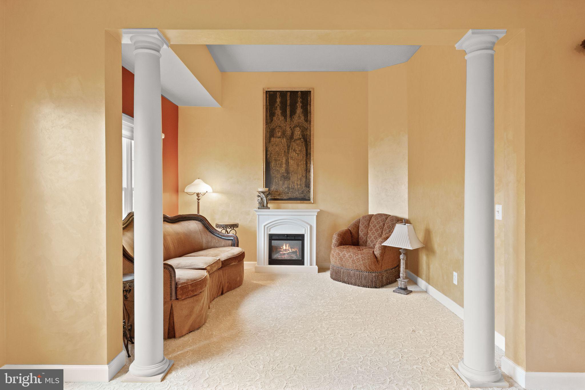 RIVER CREEK - Residential