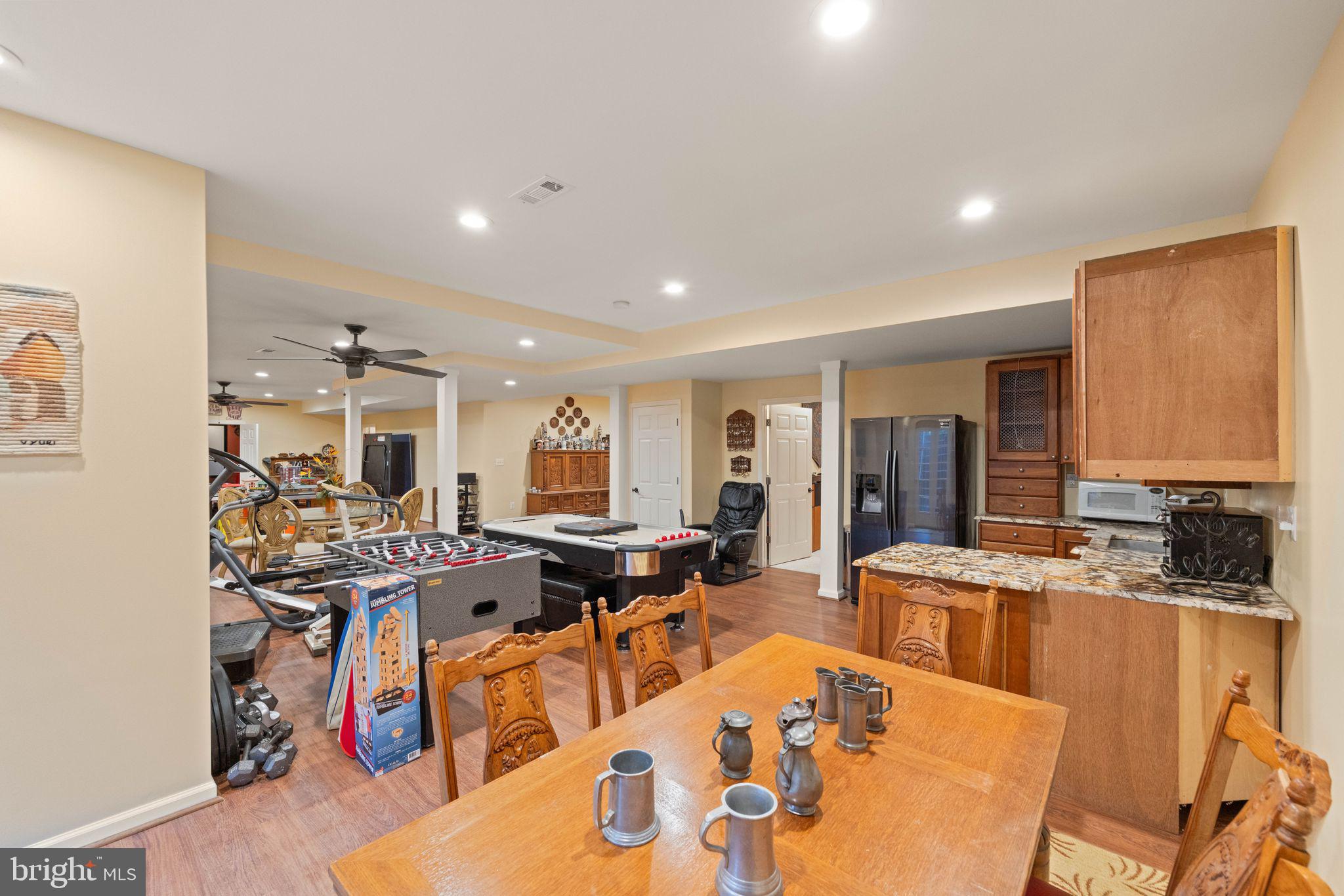 RIVER CREEK - Residential