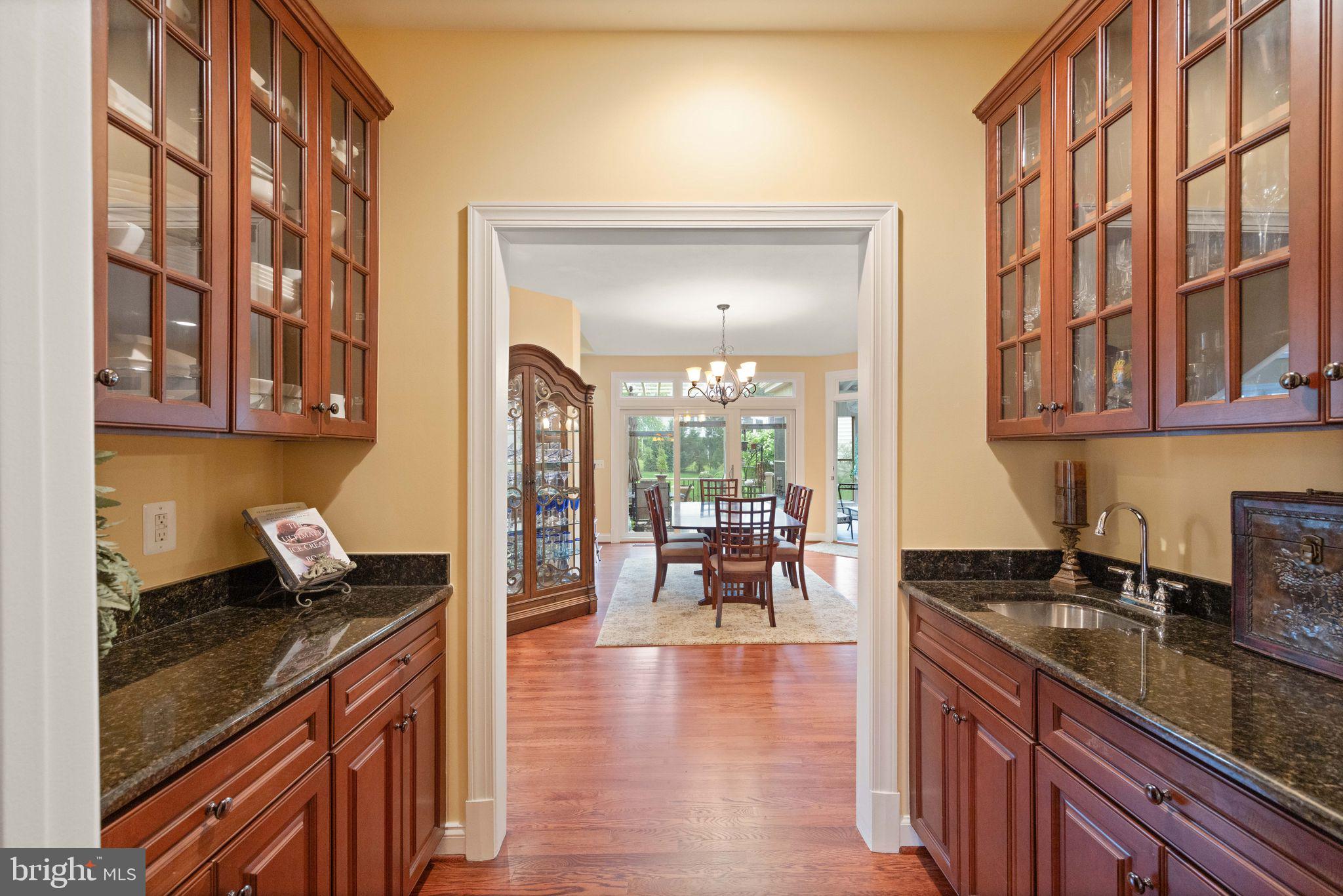 RIVER CREEK - Residential