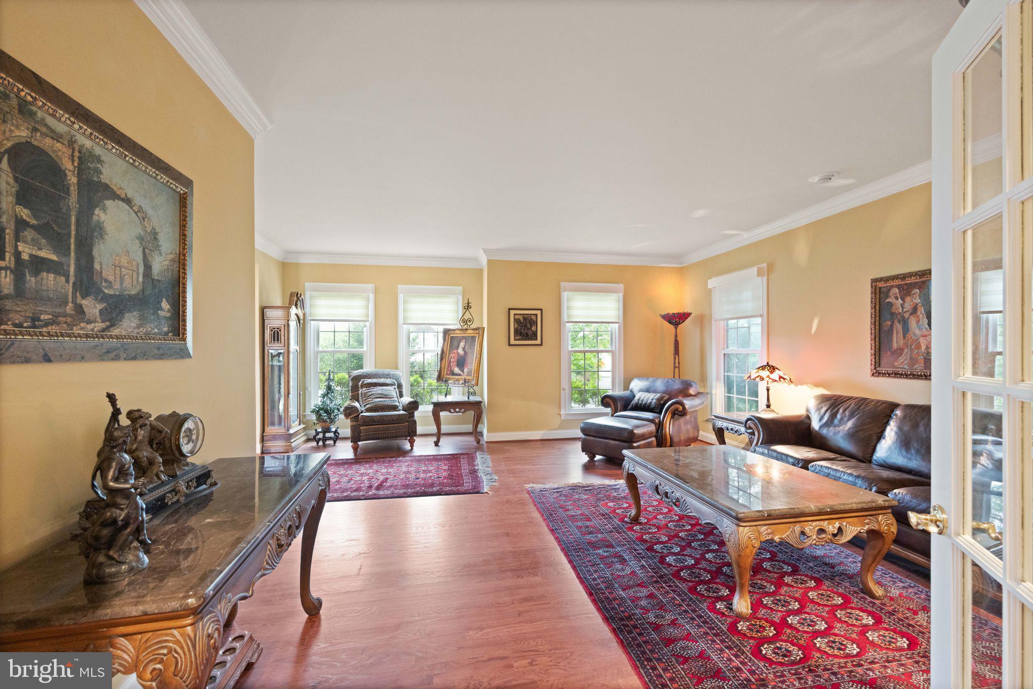 RIVER CREEK - Residential