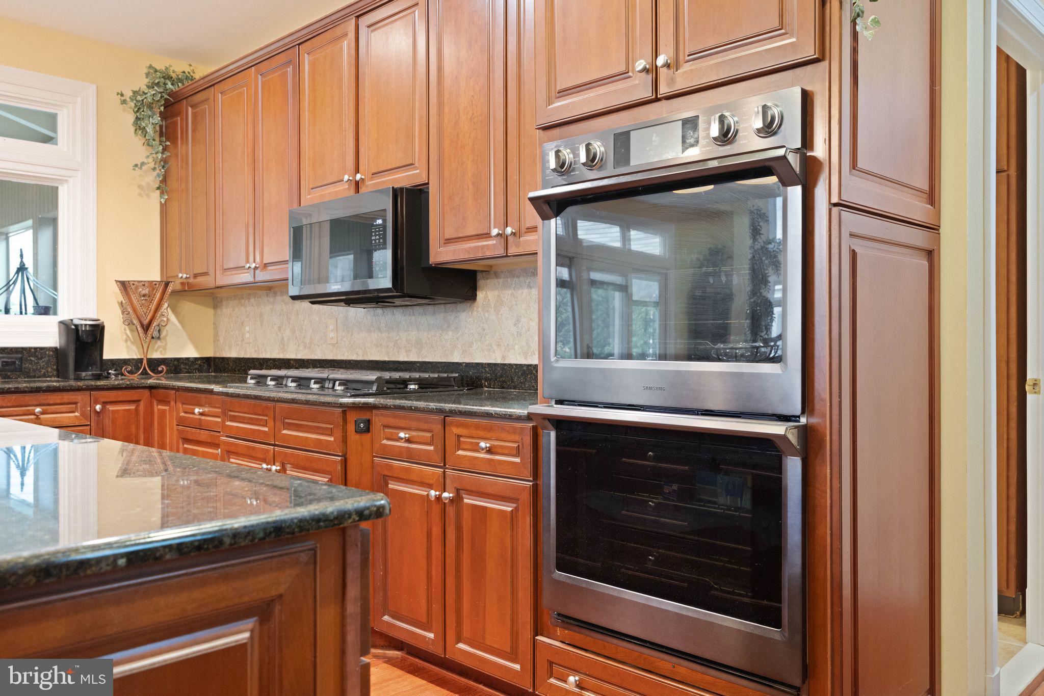 RIVER CREEK - Residential