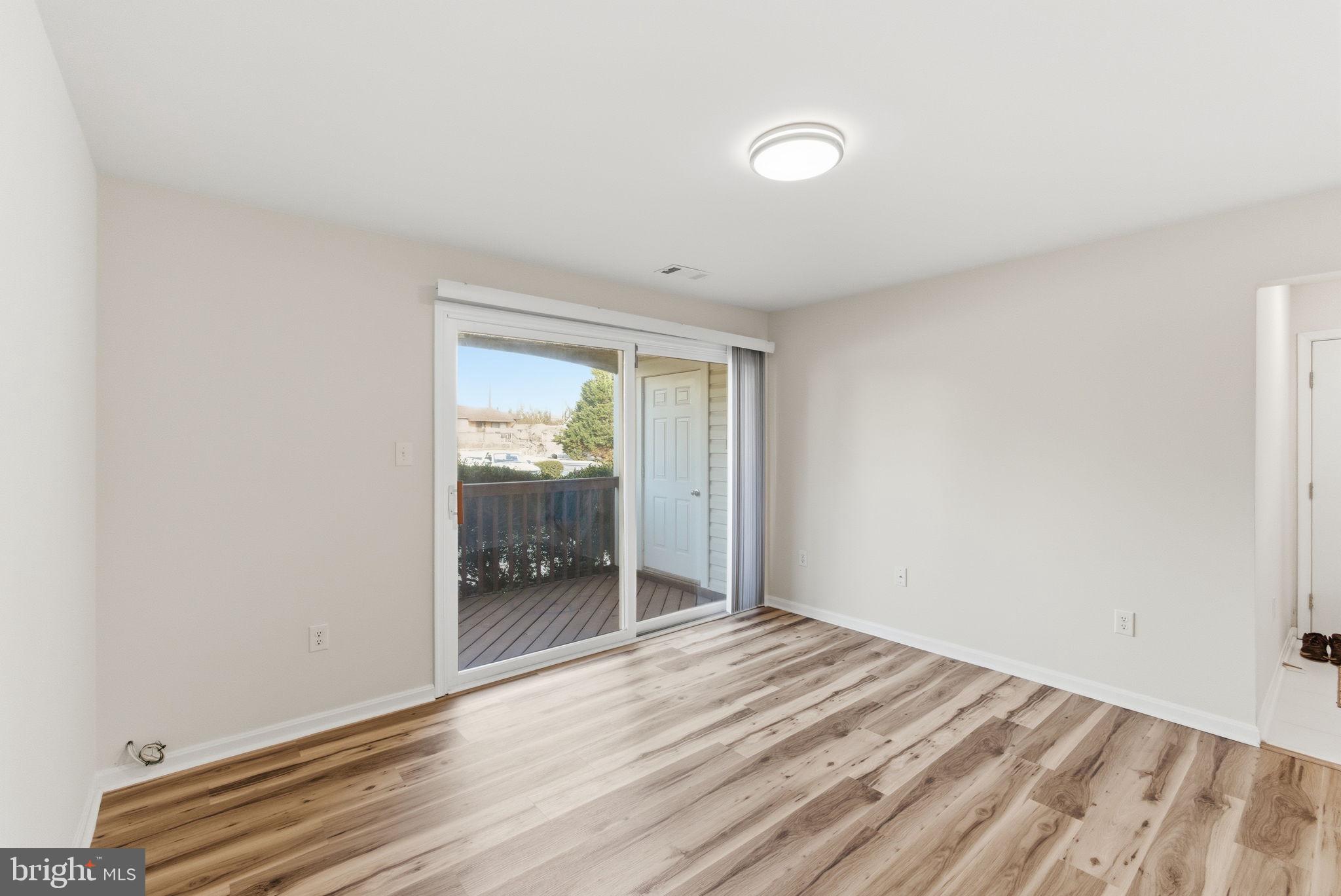 ROLLING OAKS - Residential