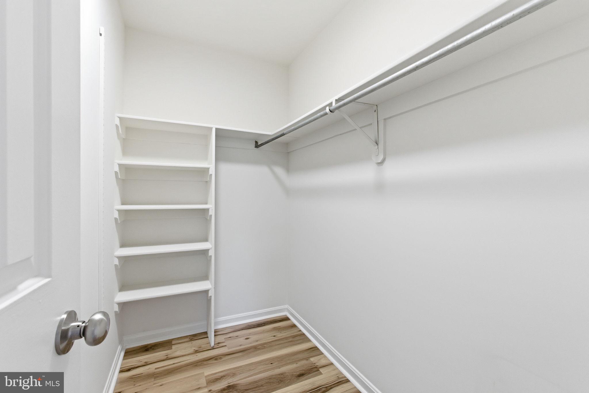 ROLLING OAKS - Residential