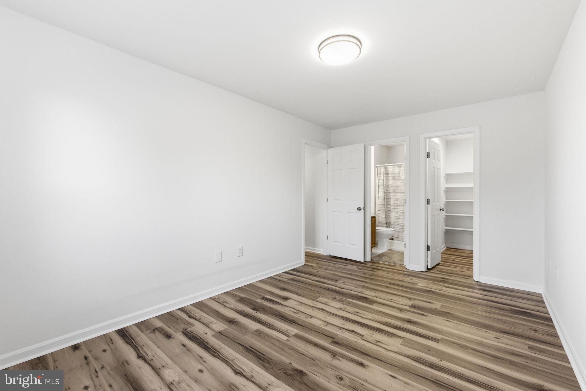 ROLLING OAKS - Residential