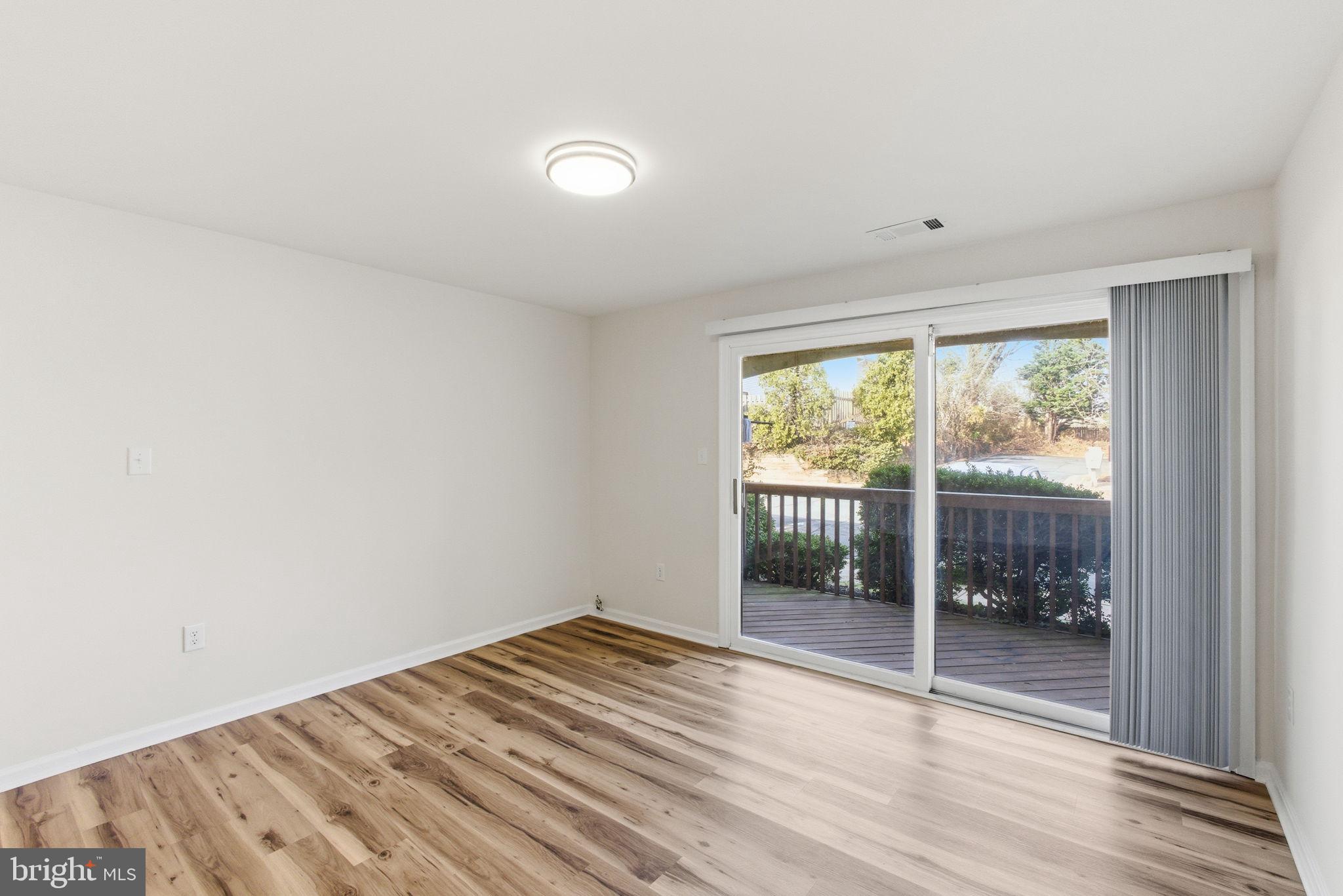 ROLLING OAKS - Residential