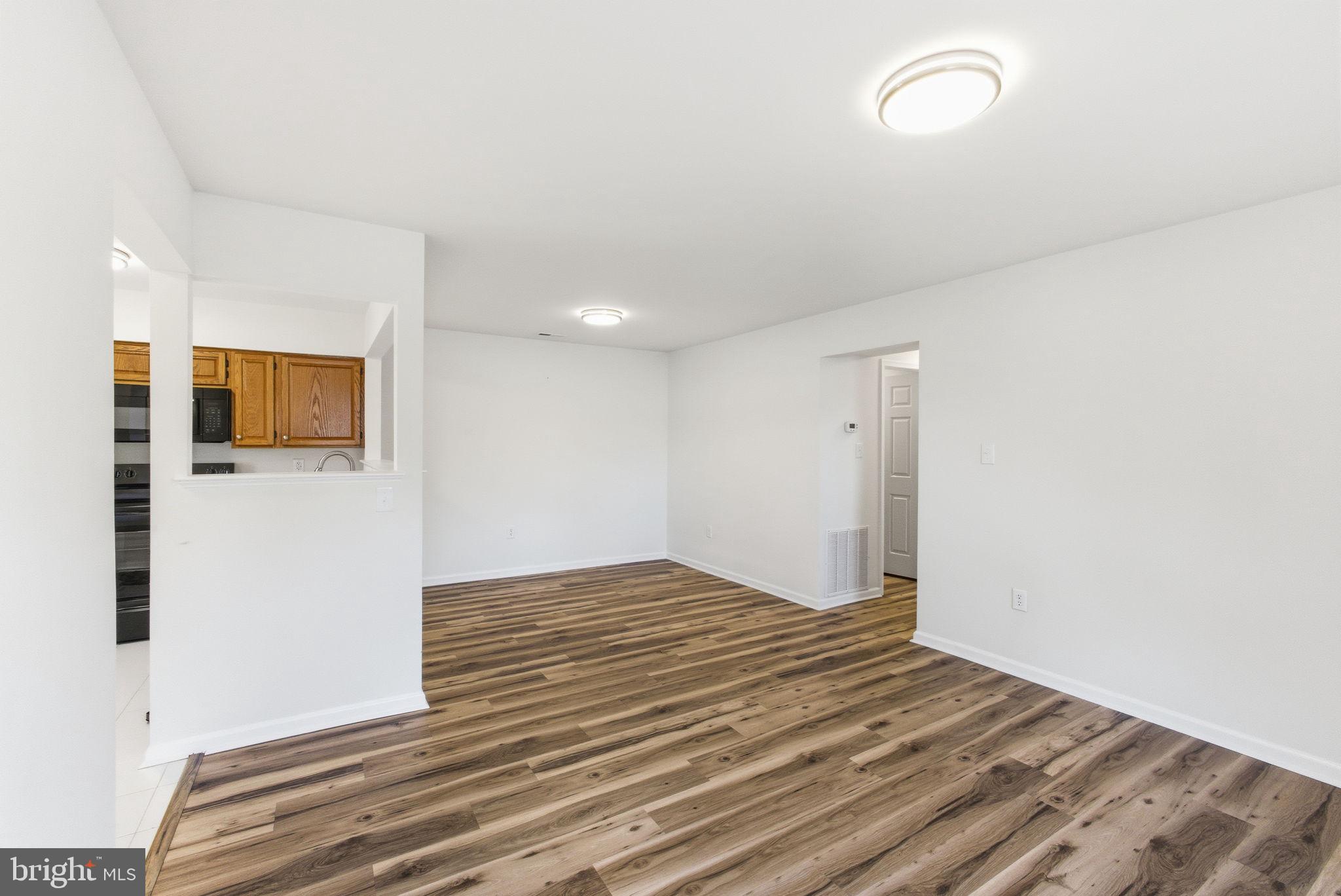 ROLLING OAKS - Residential