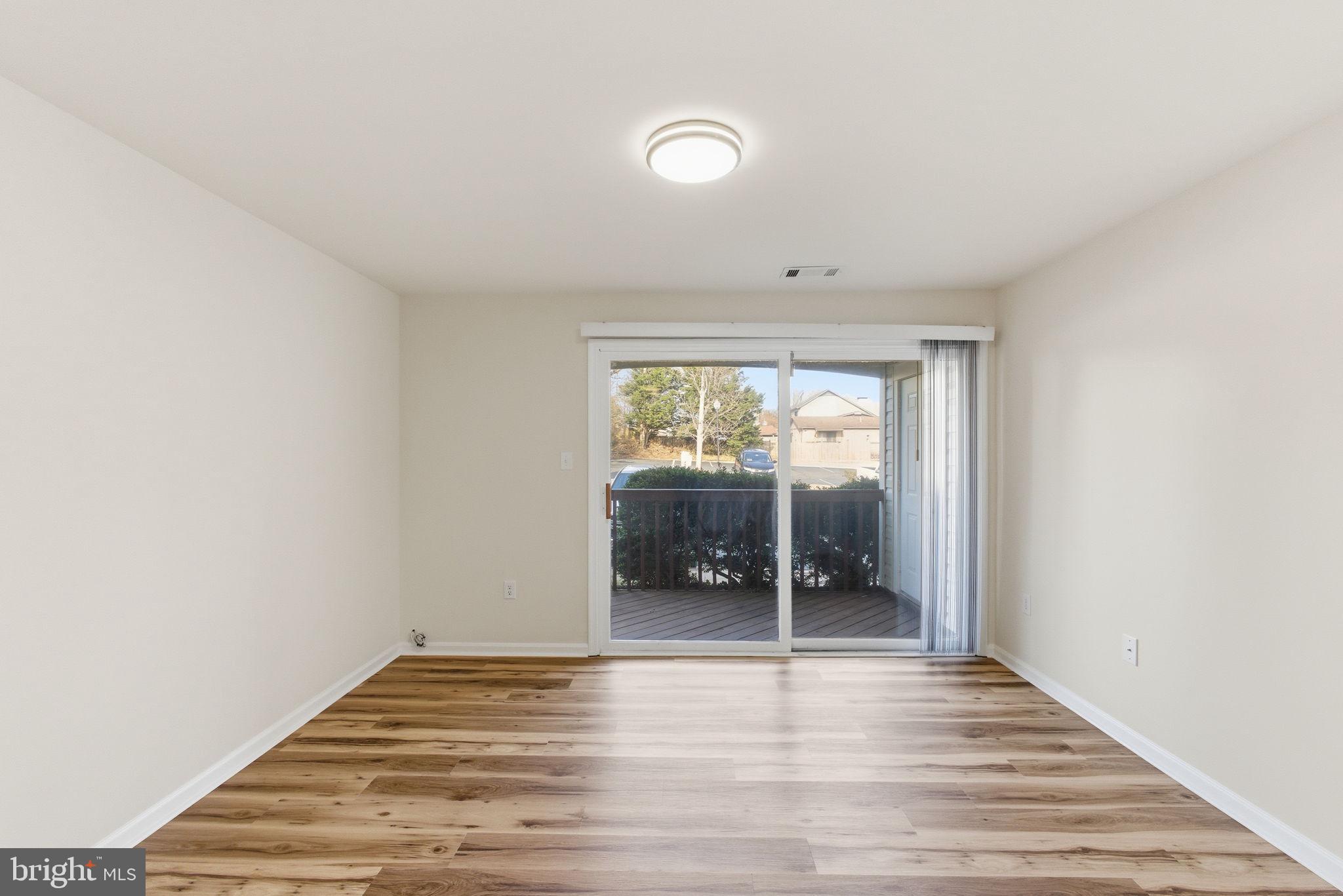 ROLLING OAKS - Residential