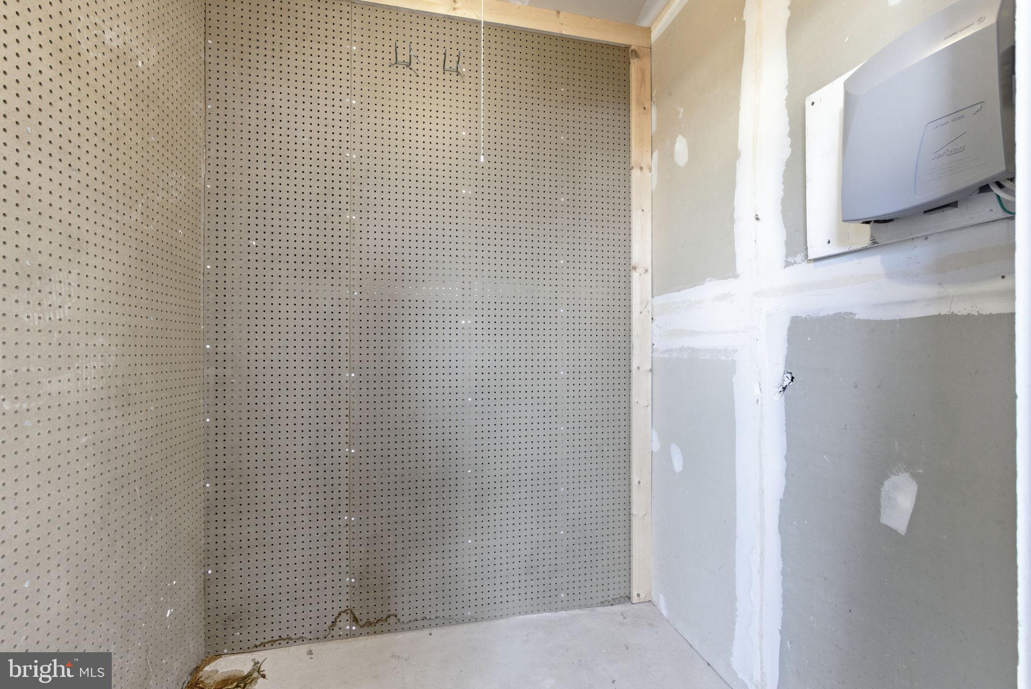 ROLLING OAKS - Residential