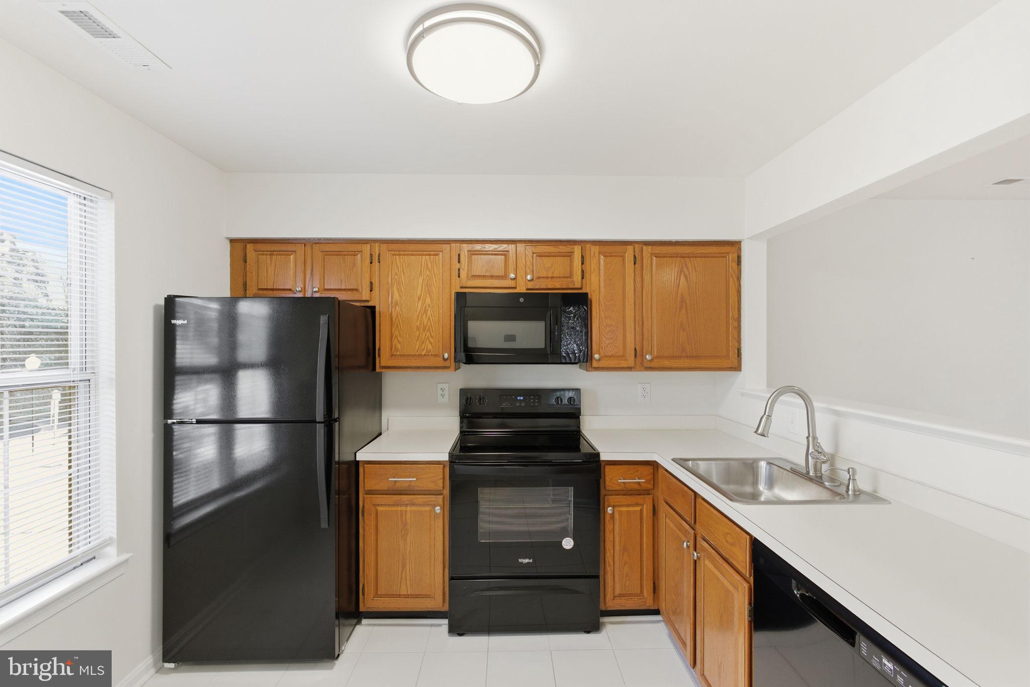 ROLLING OAKS - Residential