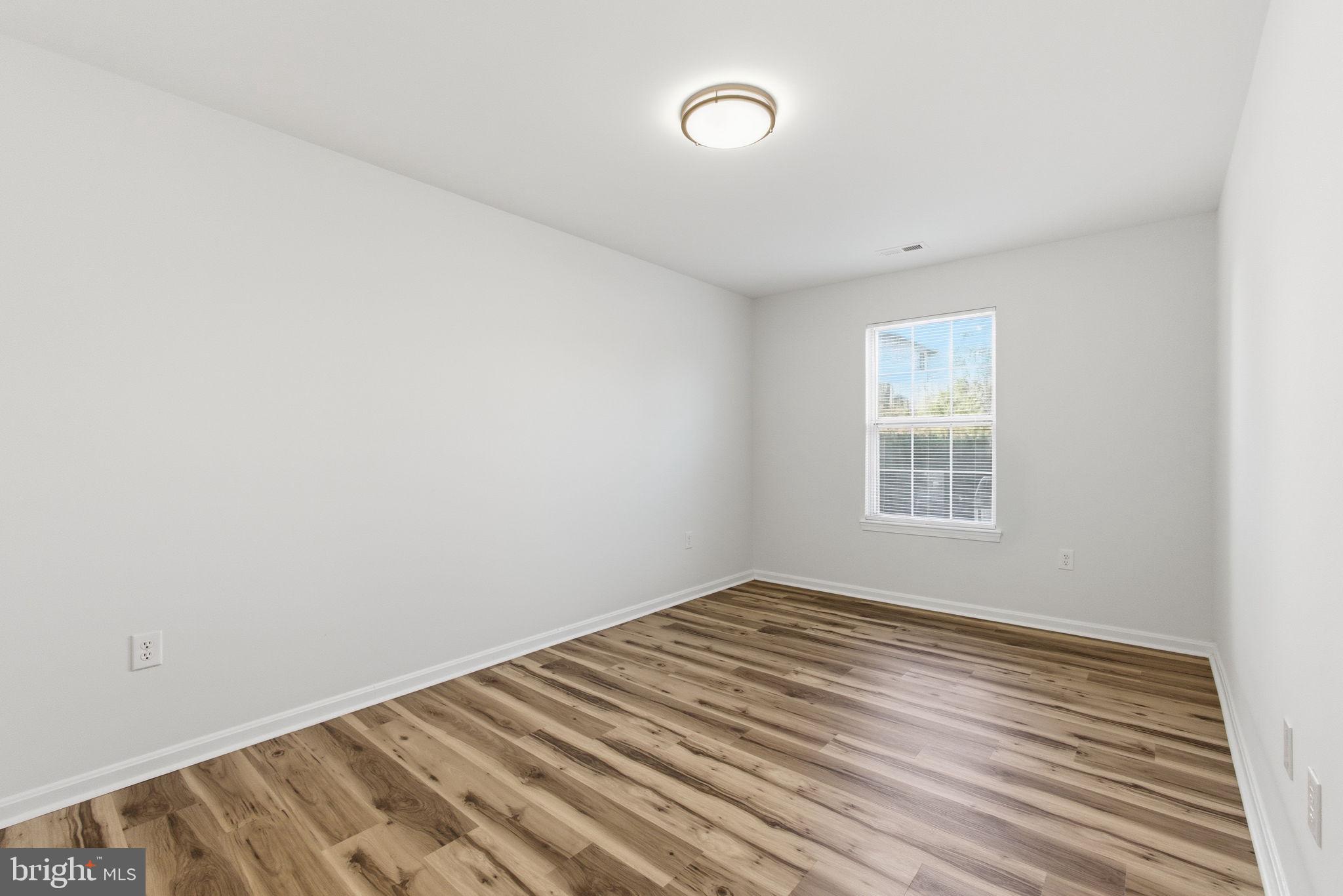 ROLLING OAKS - Residential