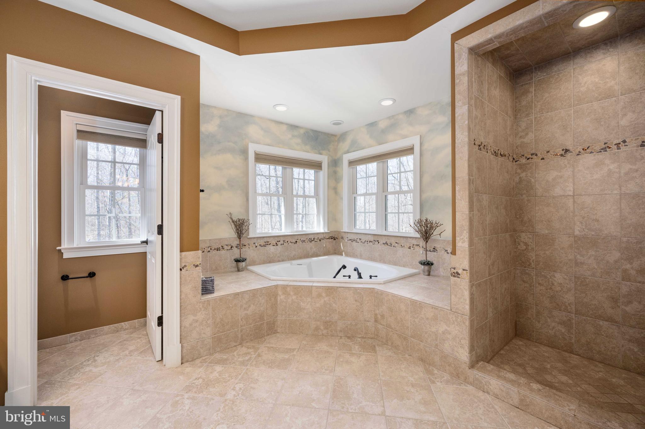 THE GLENS - Residential