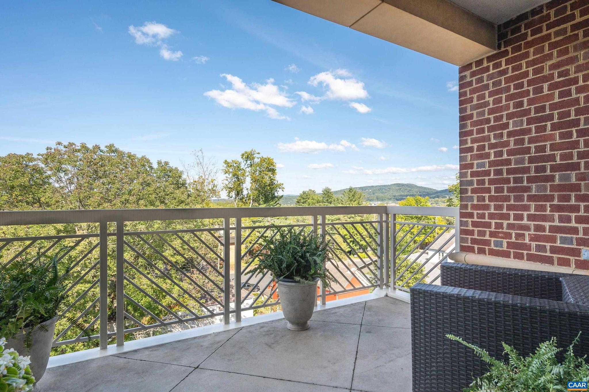 THE RANDOLPH - Residential