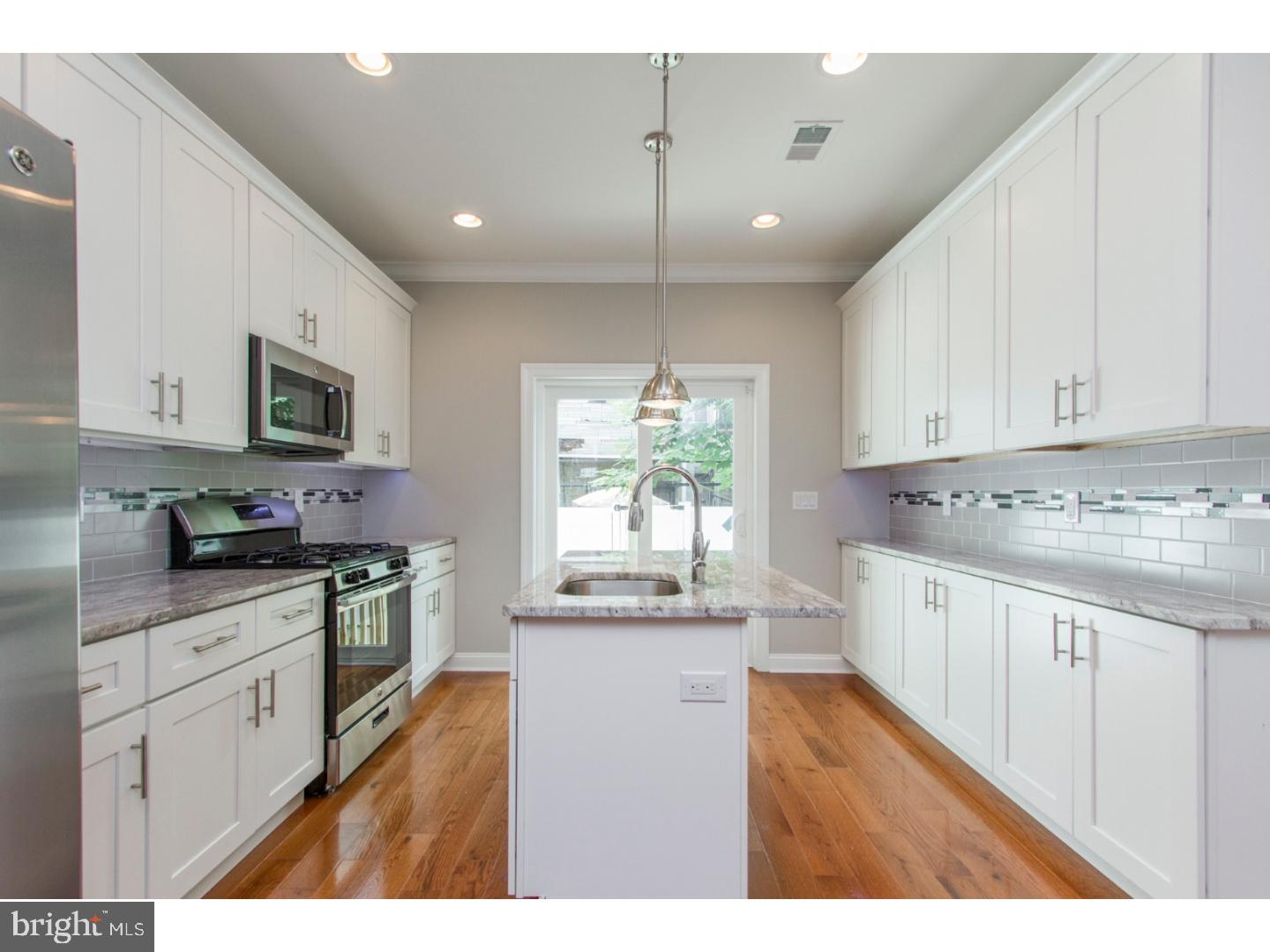 POINT BREEZE - Residential