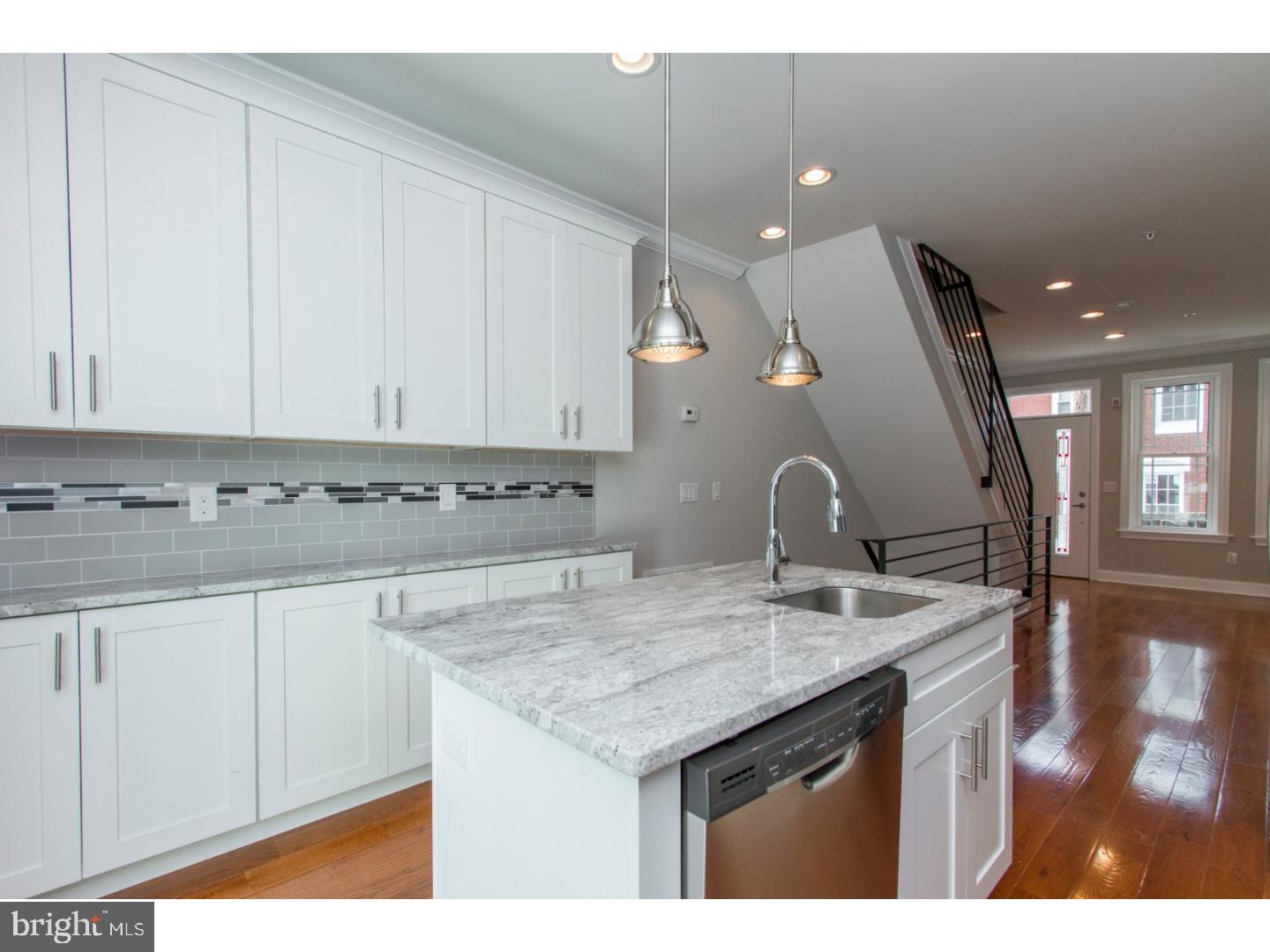 POINT BREEZE - Residential