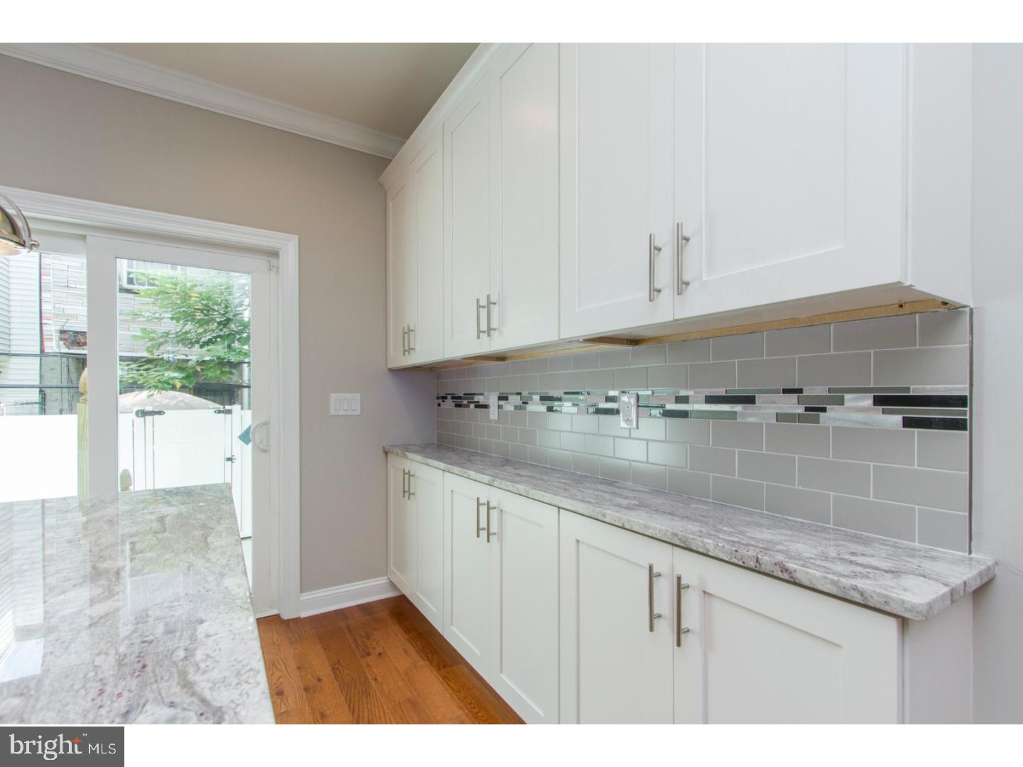 POINT BREEZE - Residential