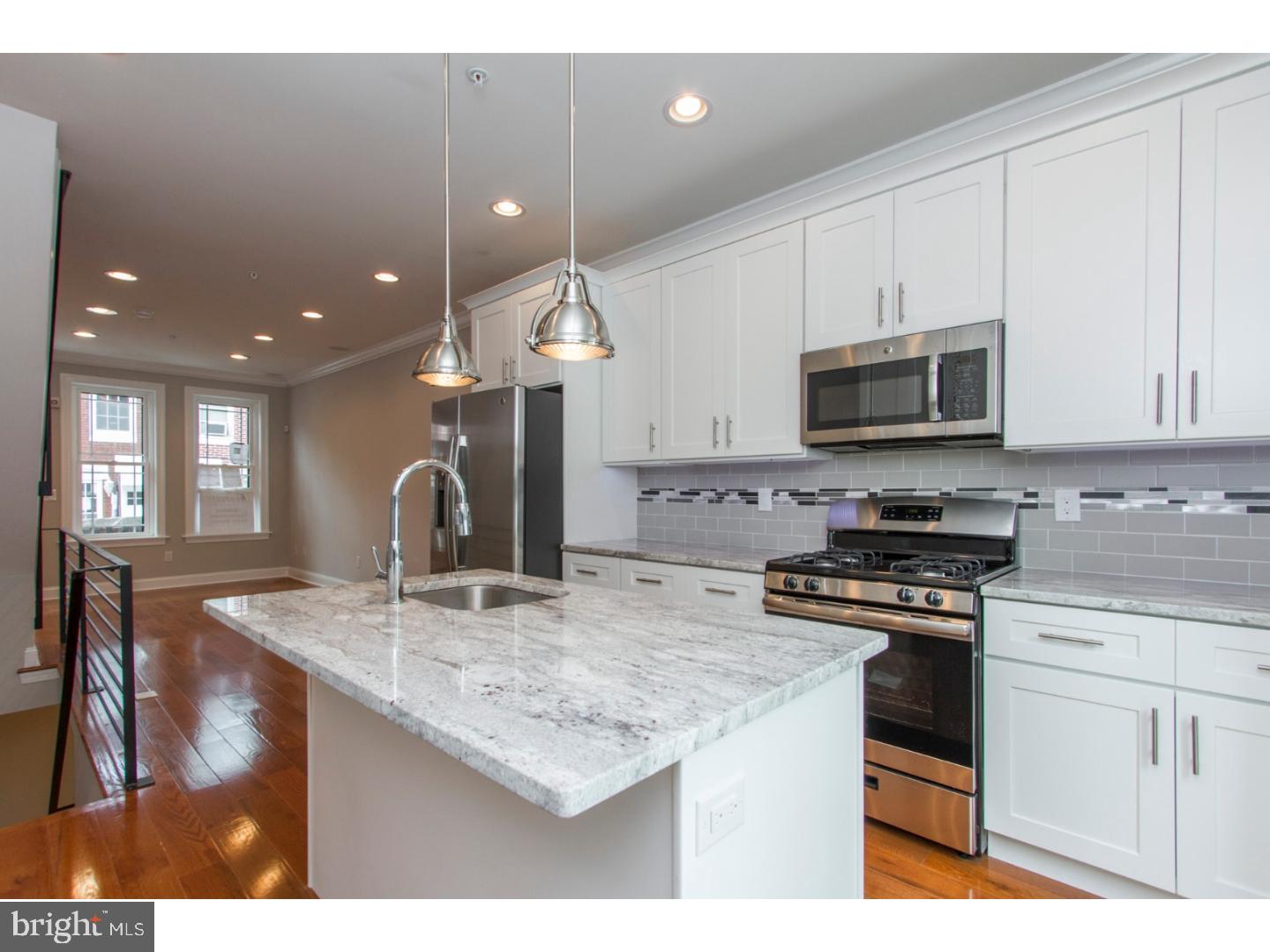 POINT BREEZE - Residential