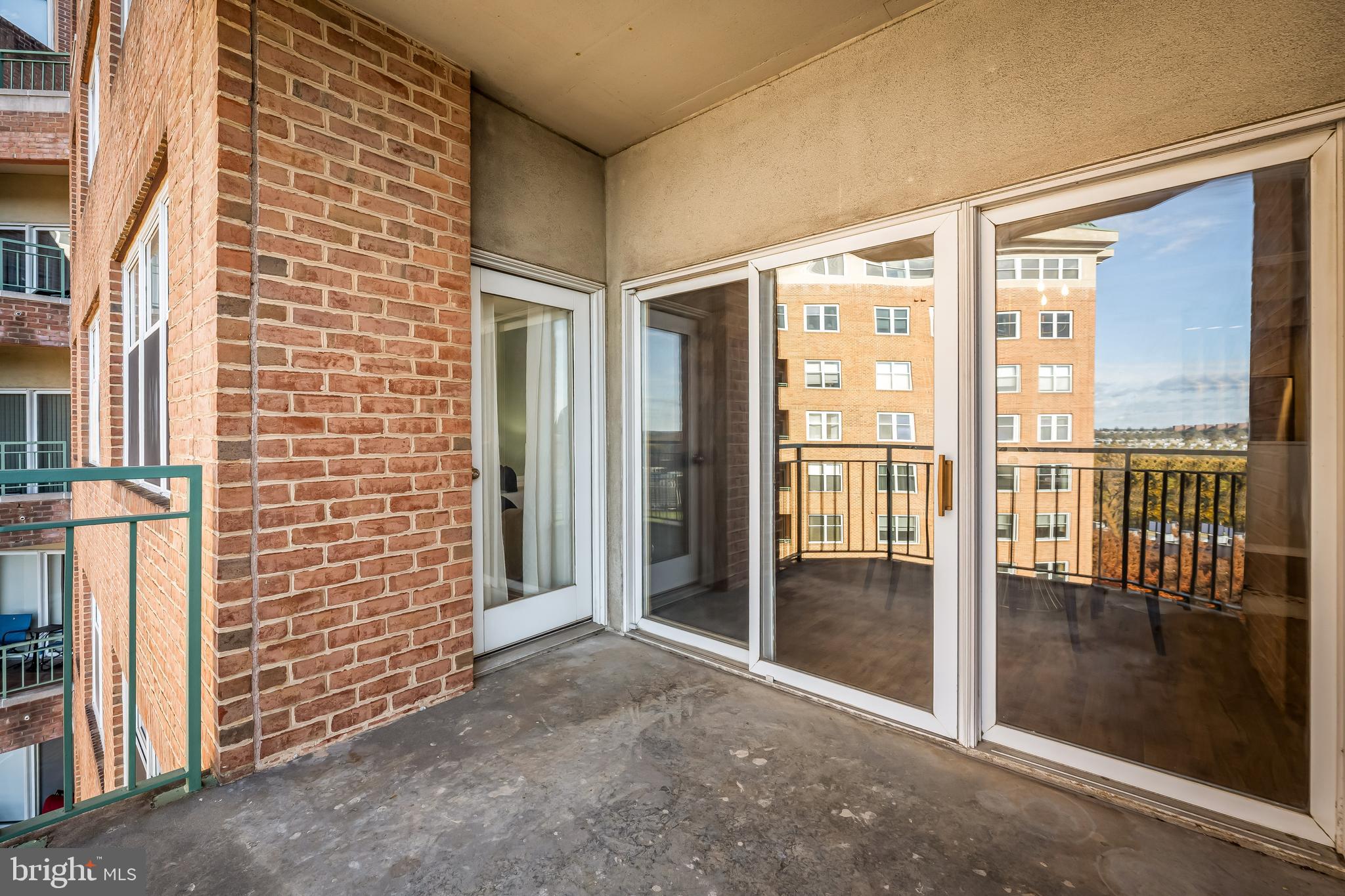 TUSCANY-CANTERBURY - Residential