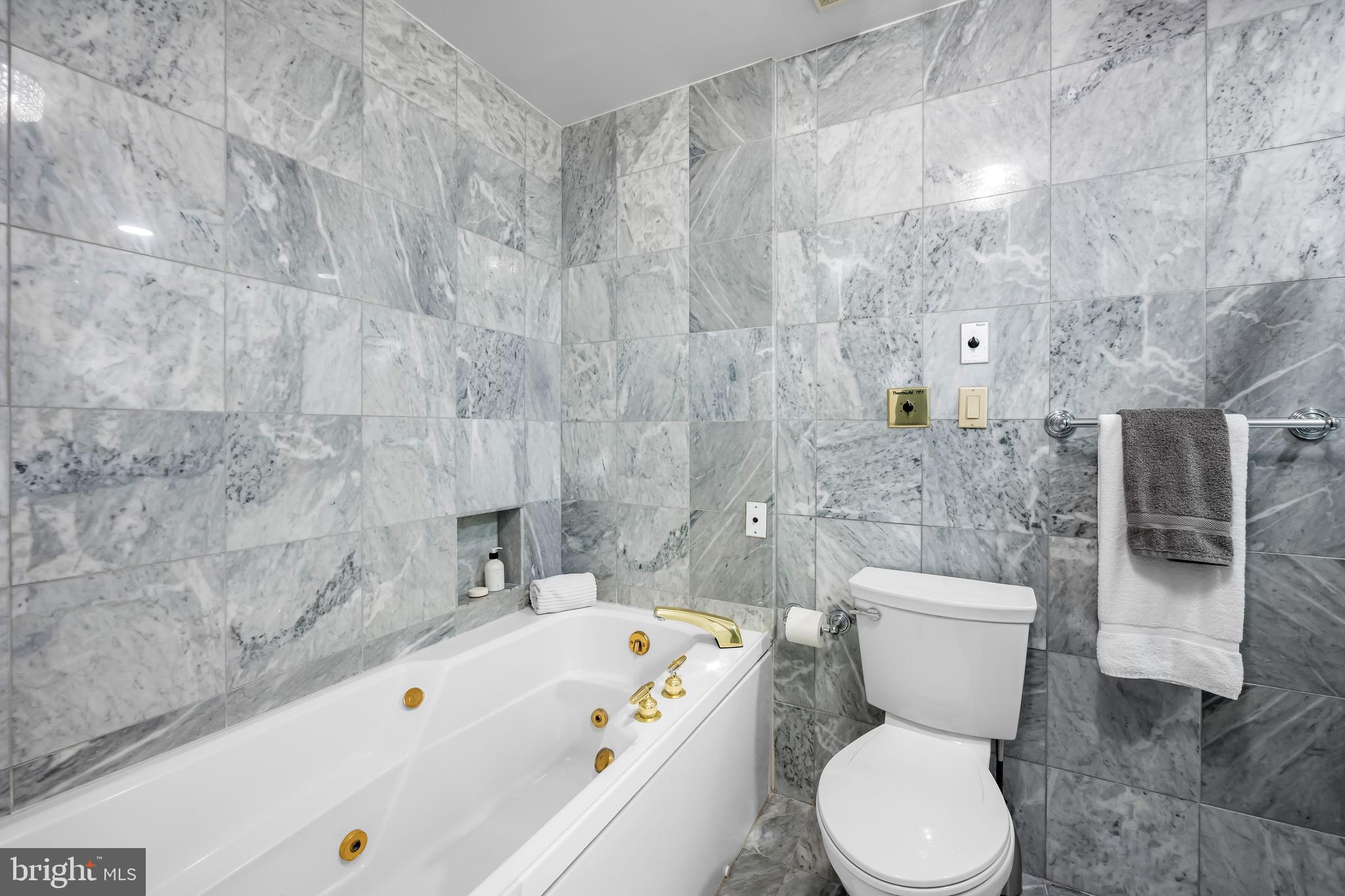 TUSCANY-CANTERBURY - Residential