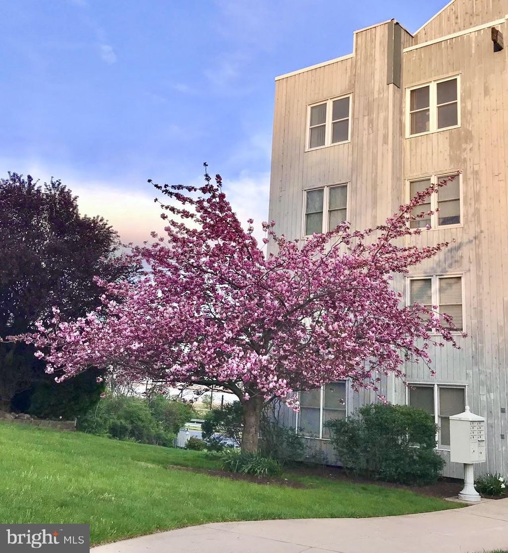 Photo of 5219 Le Parc Drive #2, WILMINGTON, DE 19809 (MLS # DENC2092446)