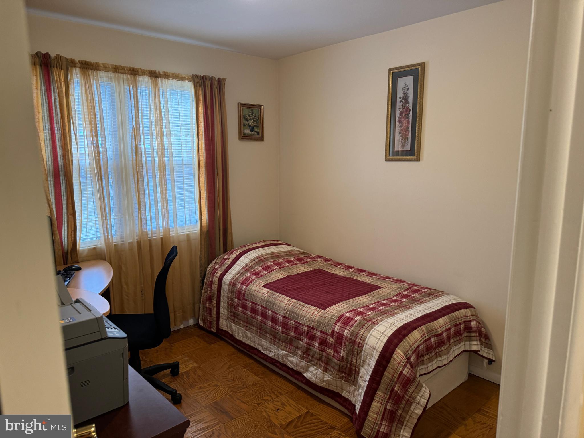 CAMPUS HILLS - Residential