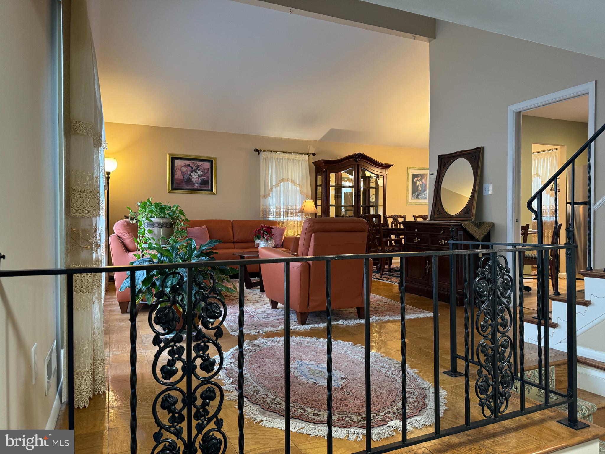 CAMPUS HILLS - Residential