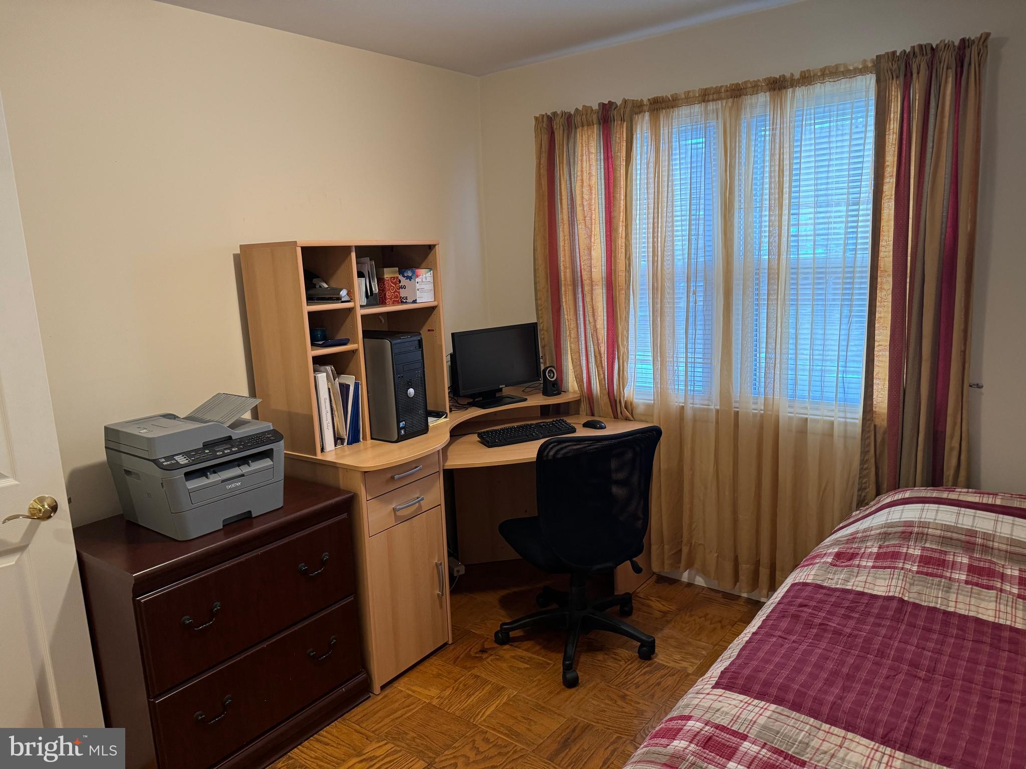 CAMPUS HILLS - Residential