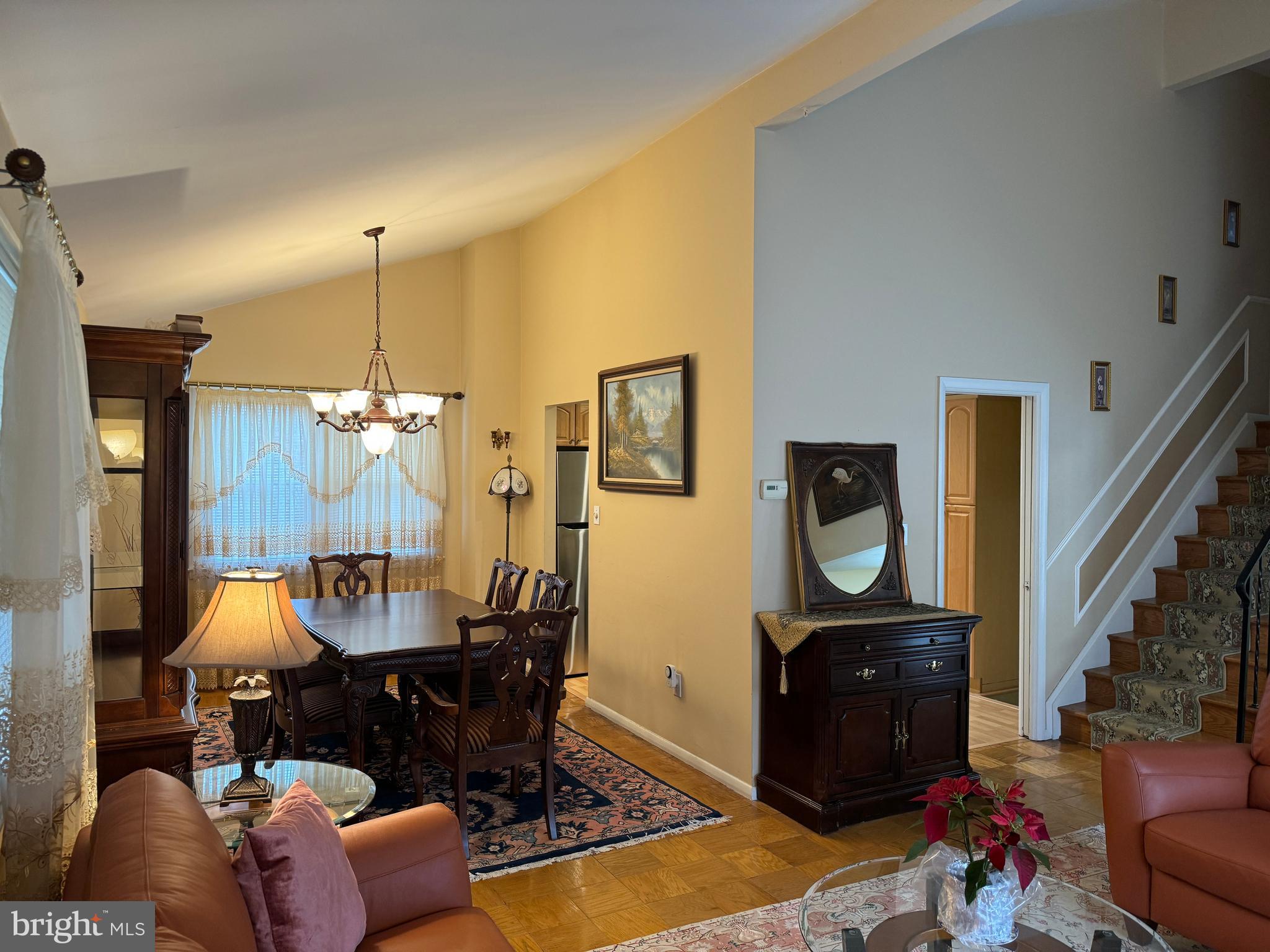 CAMPUS HILLS - Residential