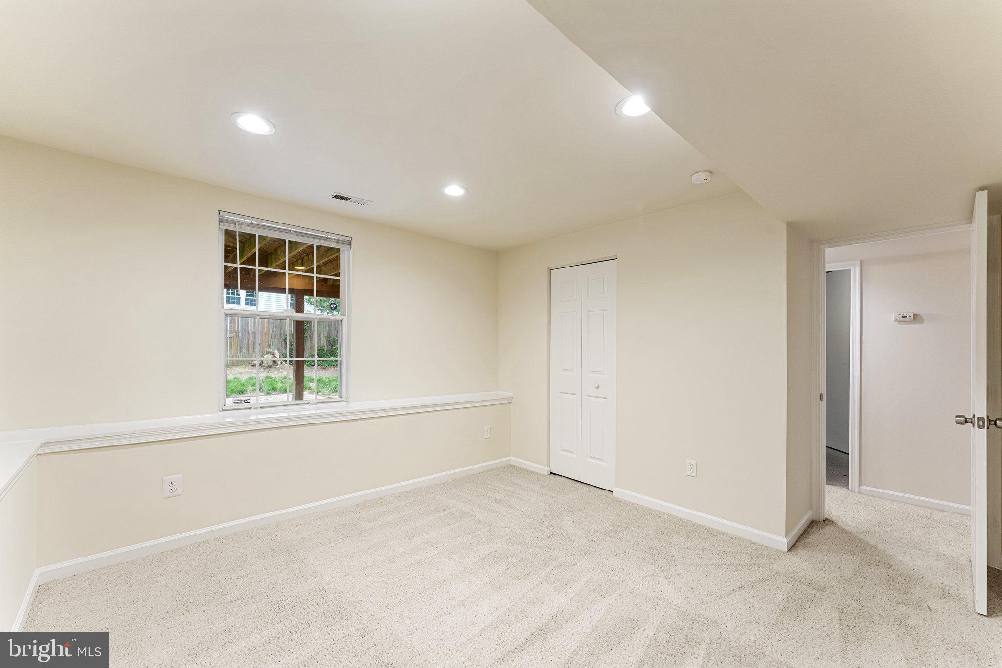 WHITSON RIDGE - Residential Lease