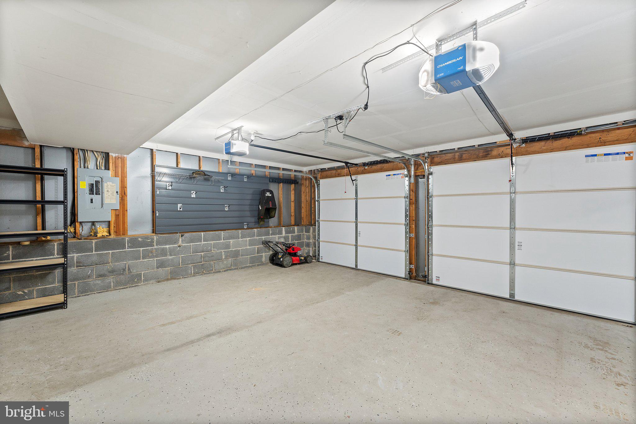 WHITSON RIDGE - Residential Lease