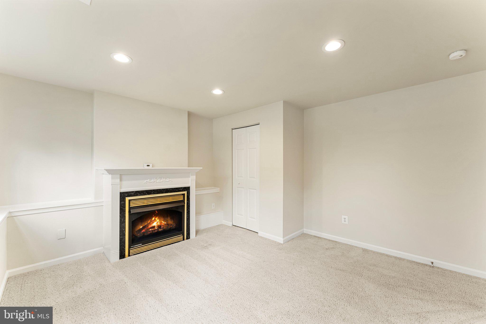 WHITSON RIDGE - Residential Lease