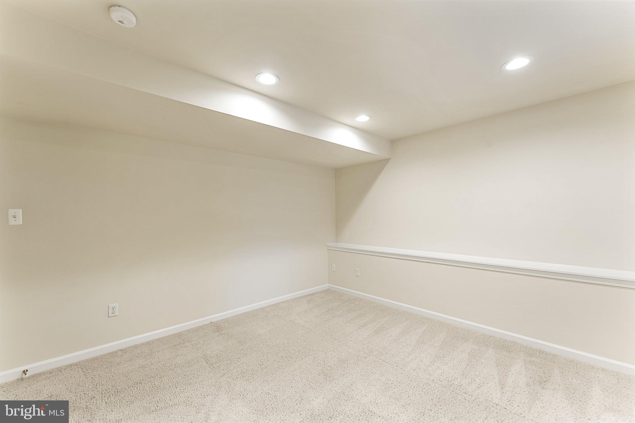 WHITSON RIDGE - Residential Lease