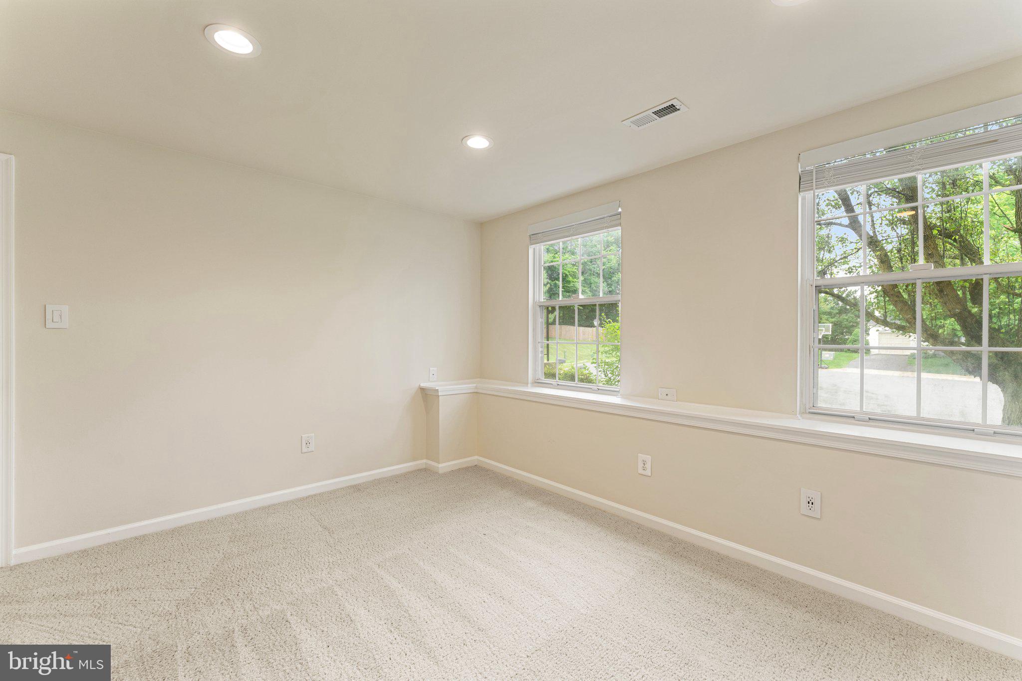 WHITSON RIDGE - Residential Lease