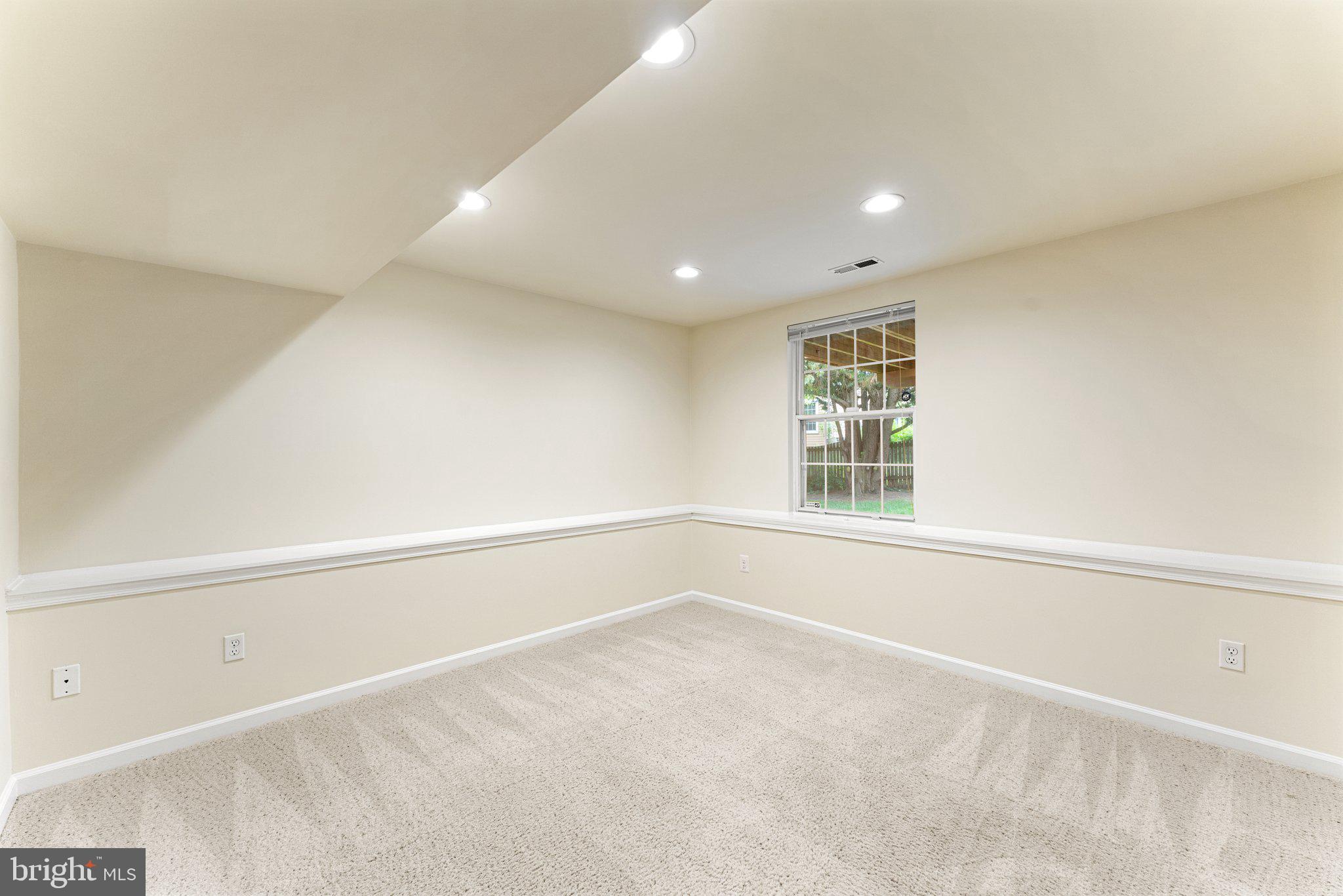 WHITSON RIDGE - Residential Lease