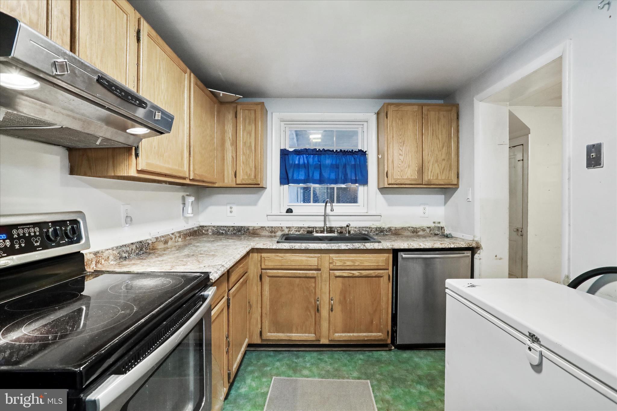 HAGERSTOWN - Residential