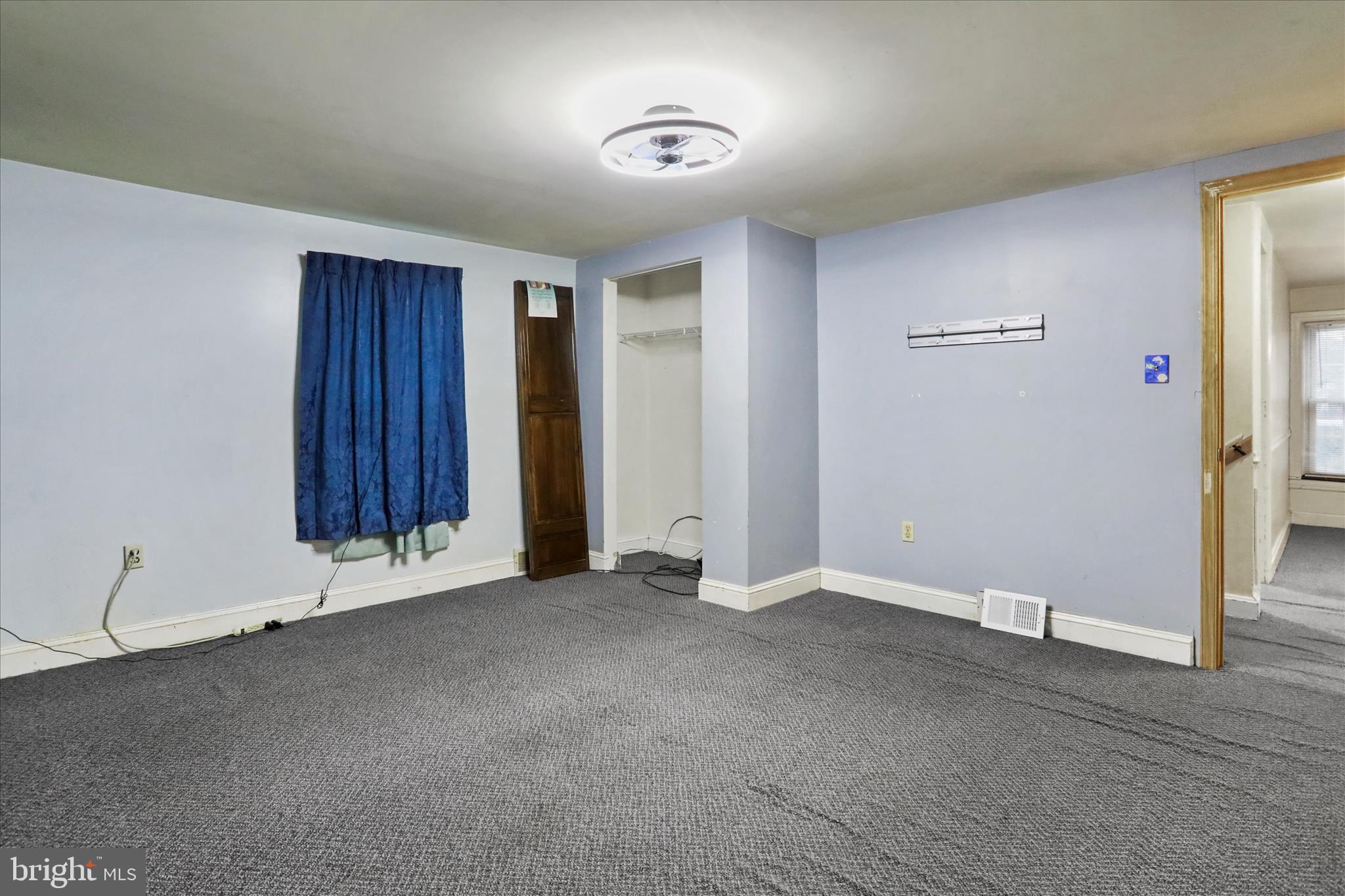 HAGERSTOWN - Residential