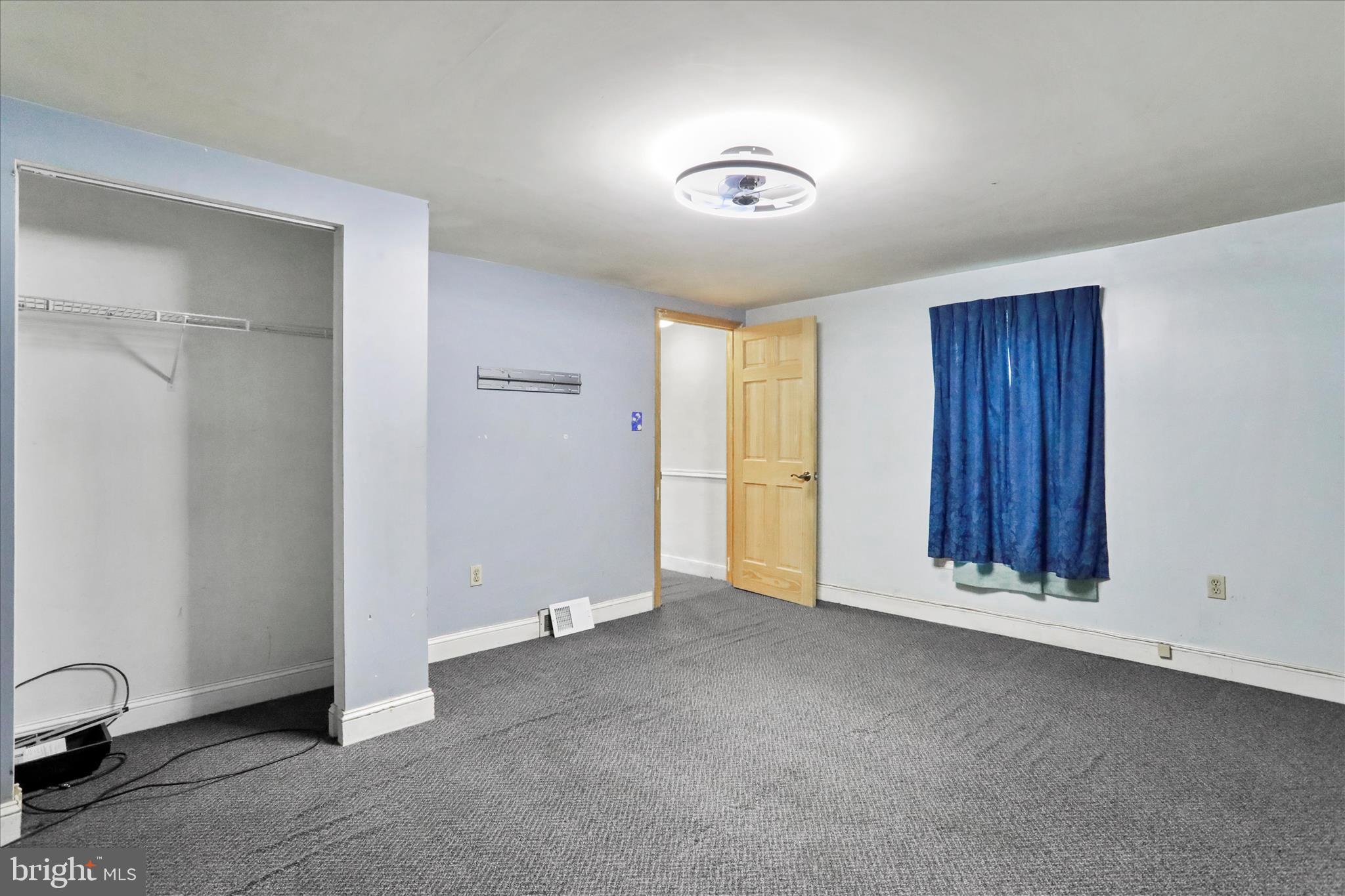 HAGERSTOWN - Residential