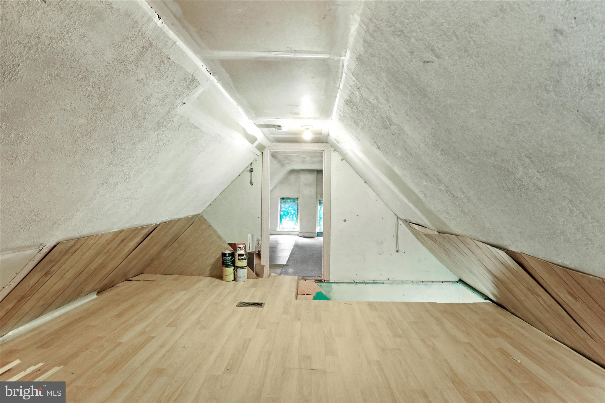 HAGERSTOWN - Residential