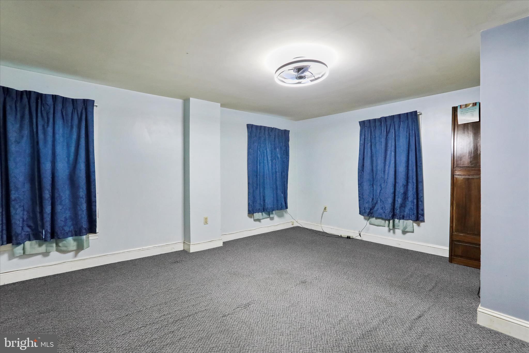 HAGERSTOWN - Residential