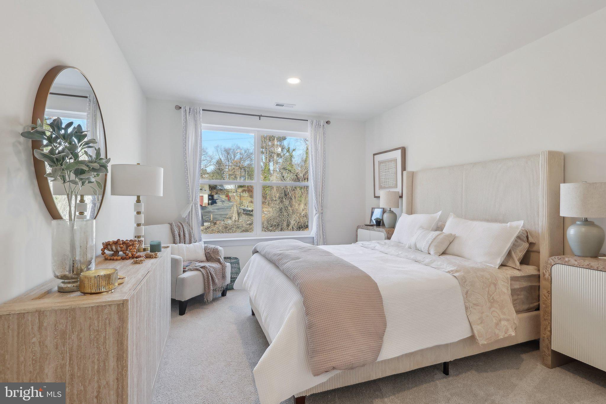 ARBOR PLACE - Residential