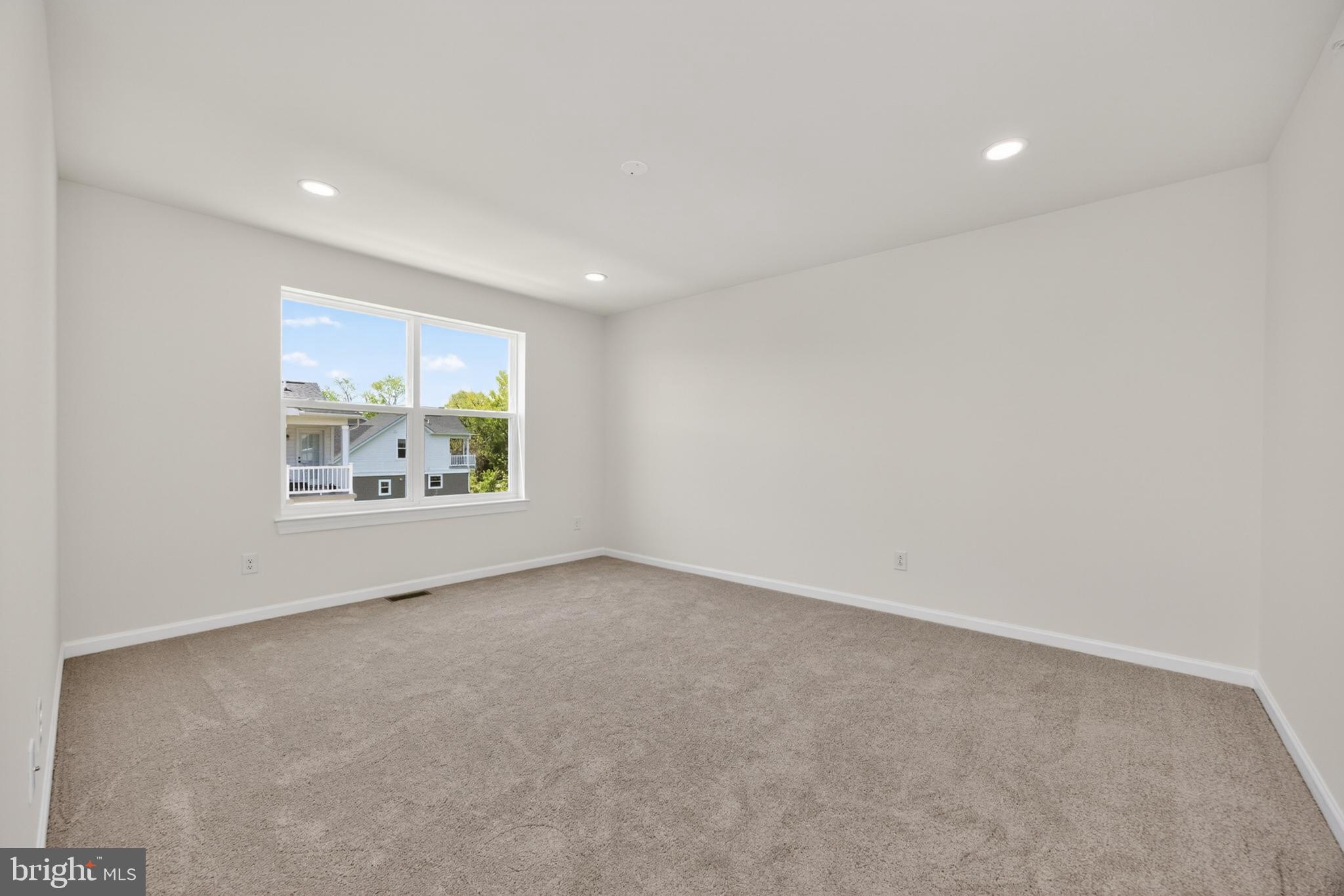 ARBOR PLACE - Residential