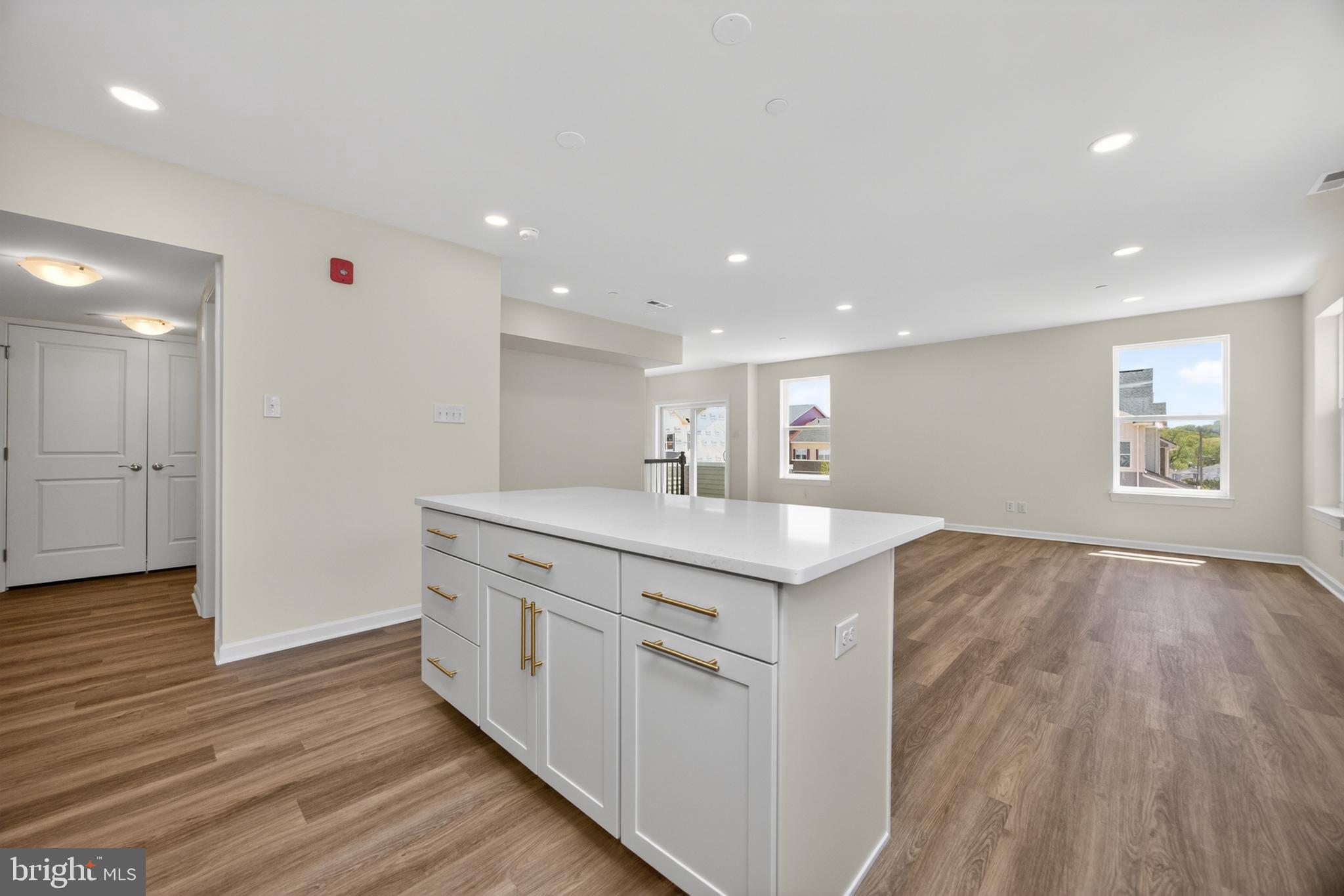 ARBOR PLACE - Residential